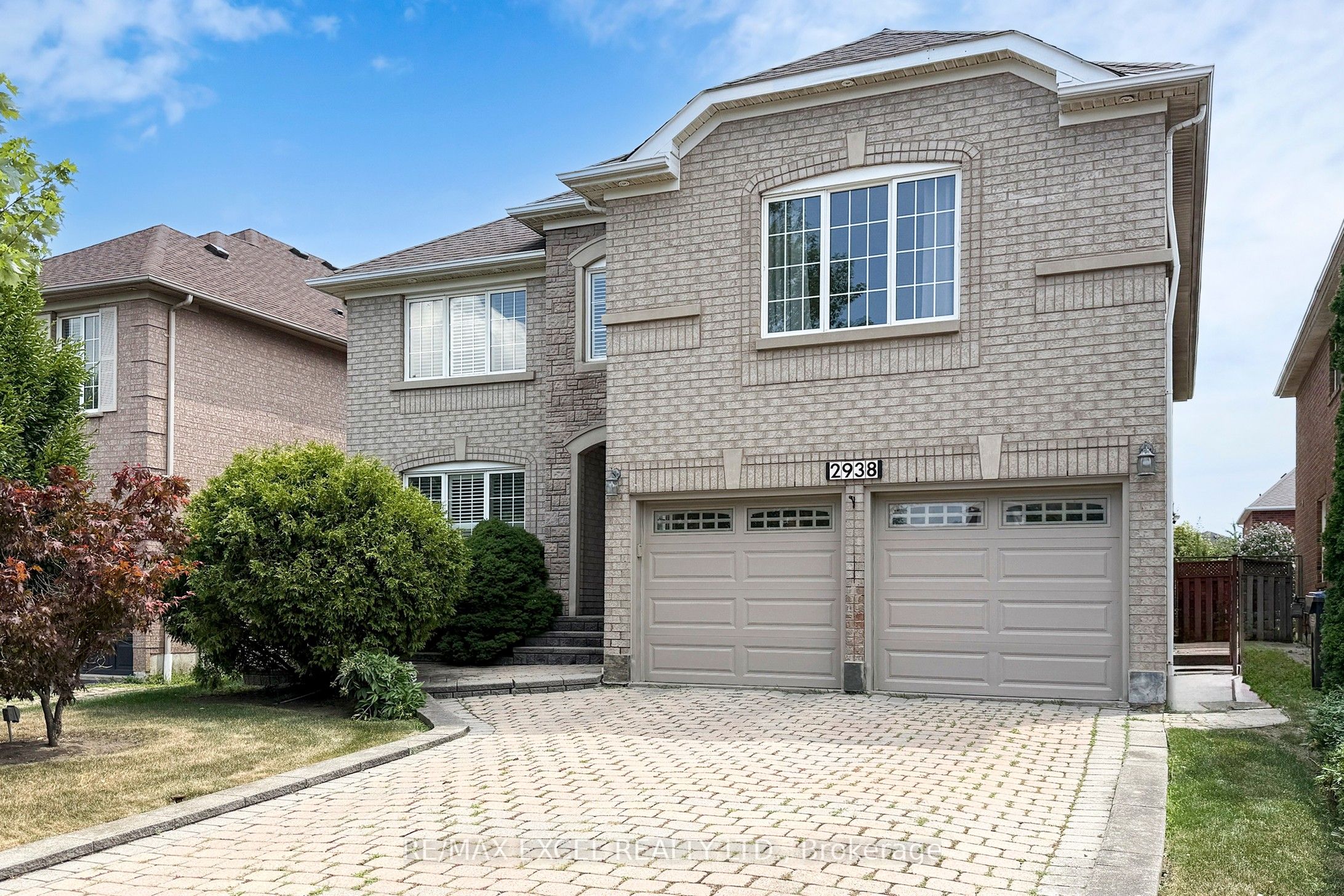 2938 Wisteria Court Property Photo 1