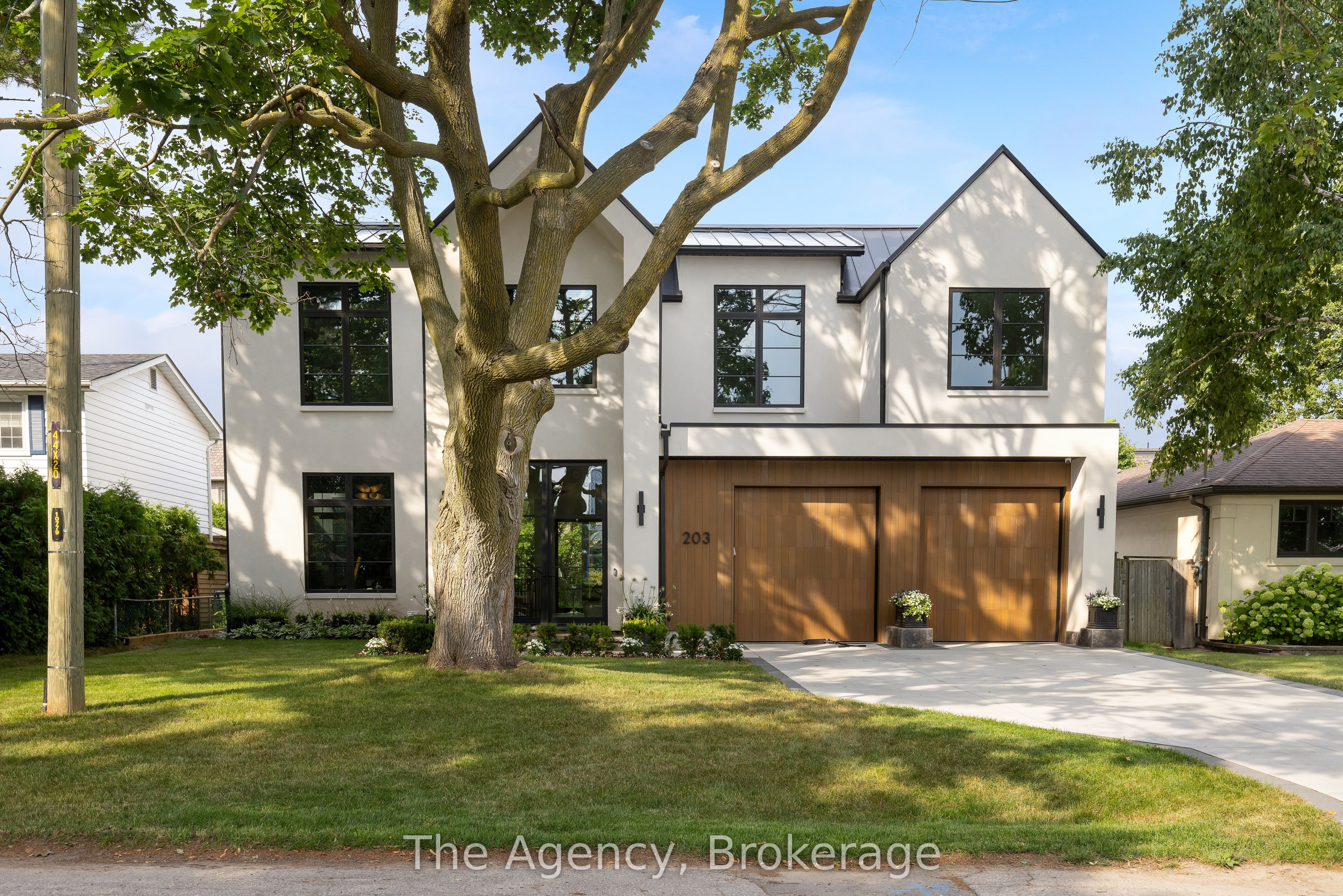 203 Weybourne Road Property Photo 1