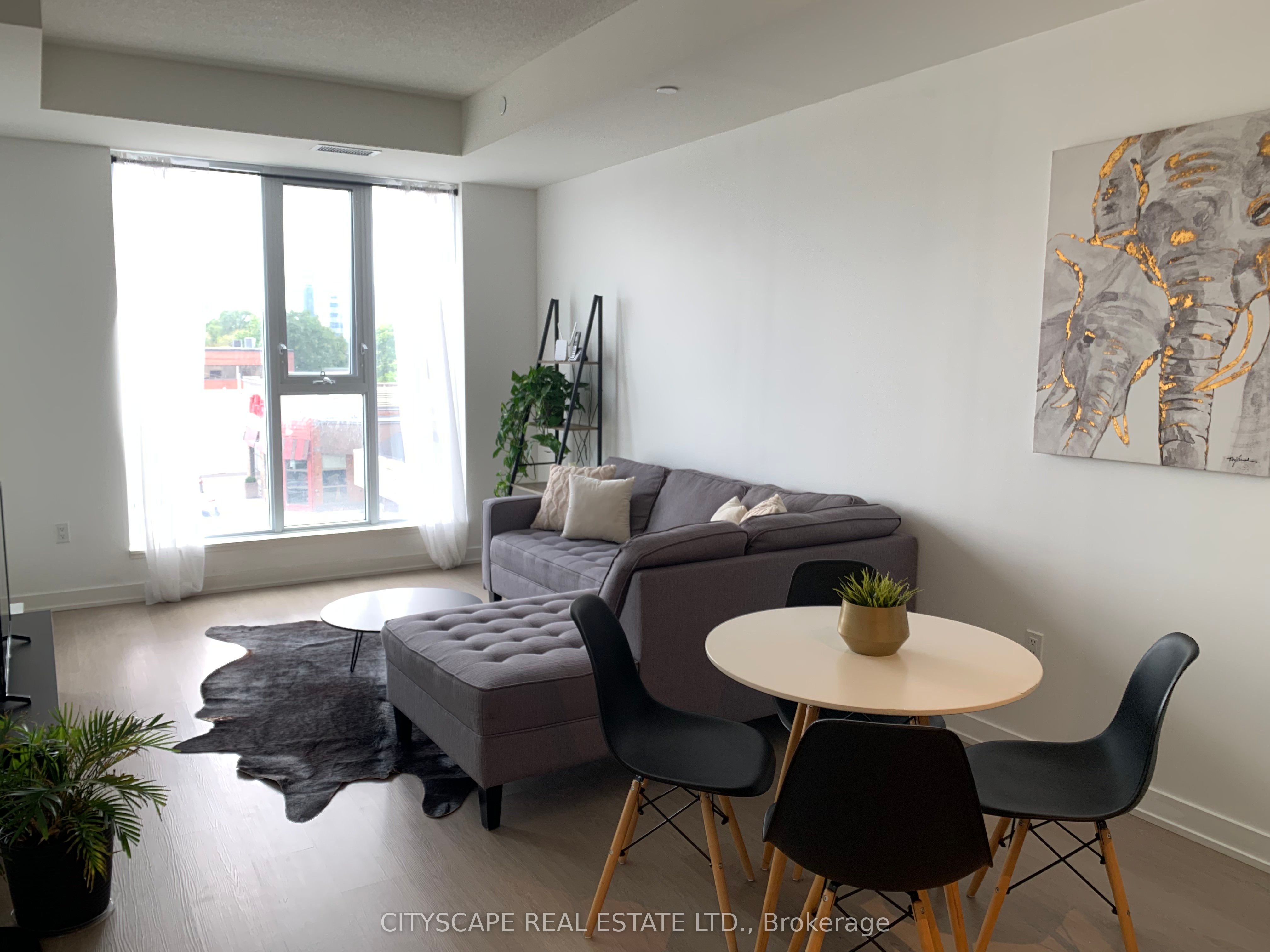 859 The Queensway N/a N 219 Property Photo 1