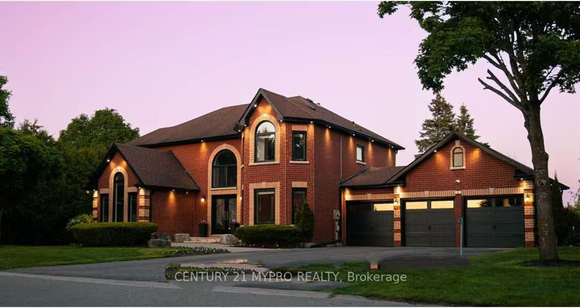 42 Mccauley Dr Property Photo 1