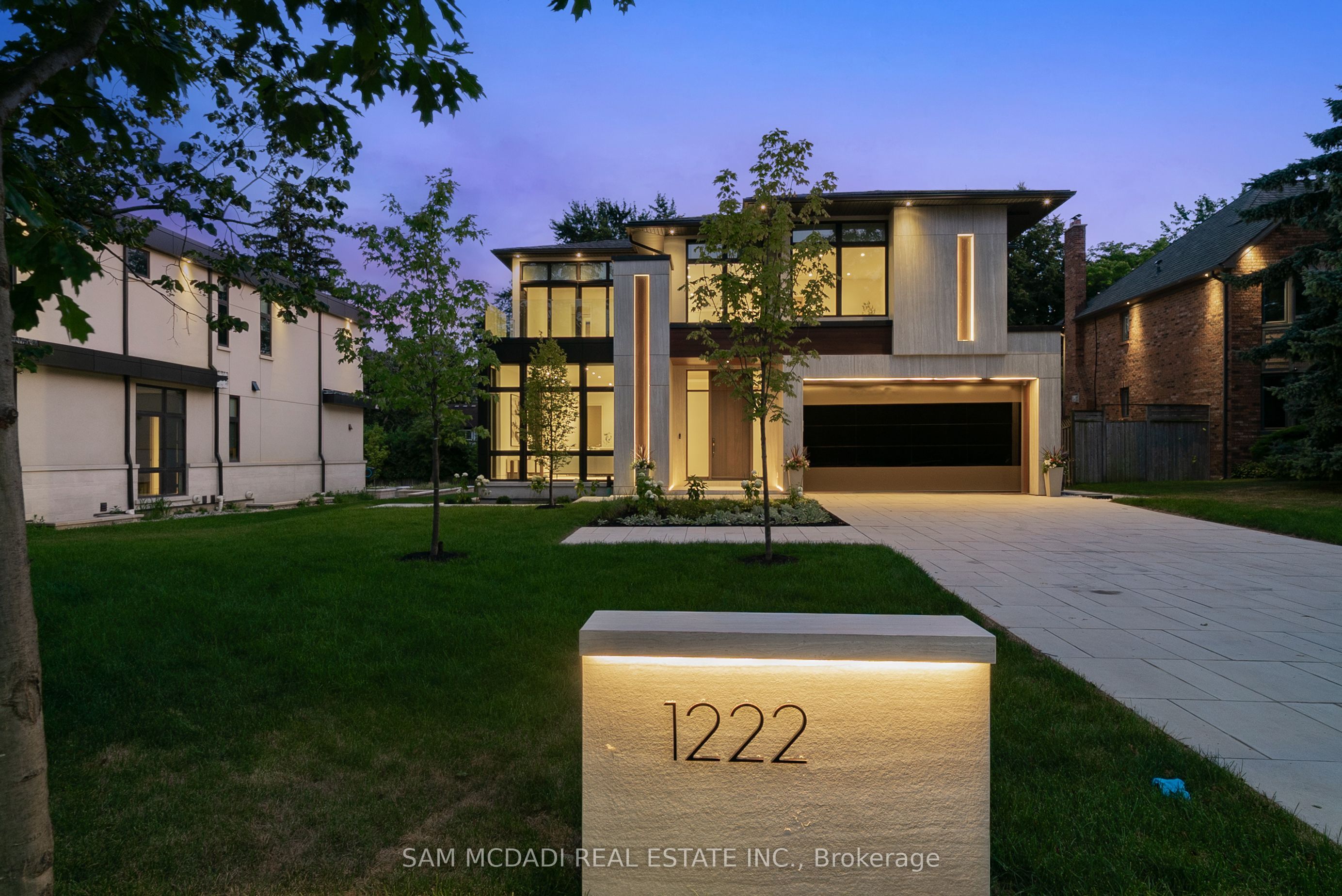 1222 Mississauga Road Property Photo 1