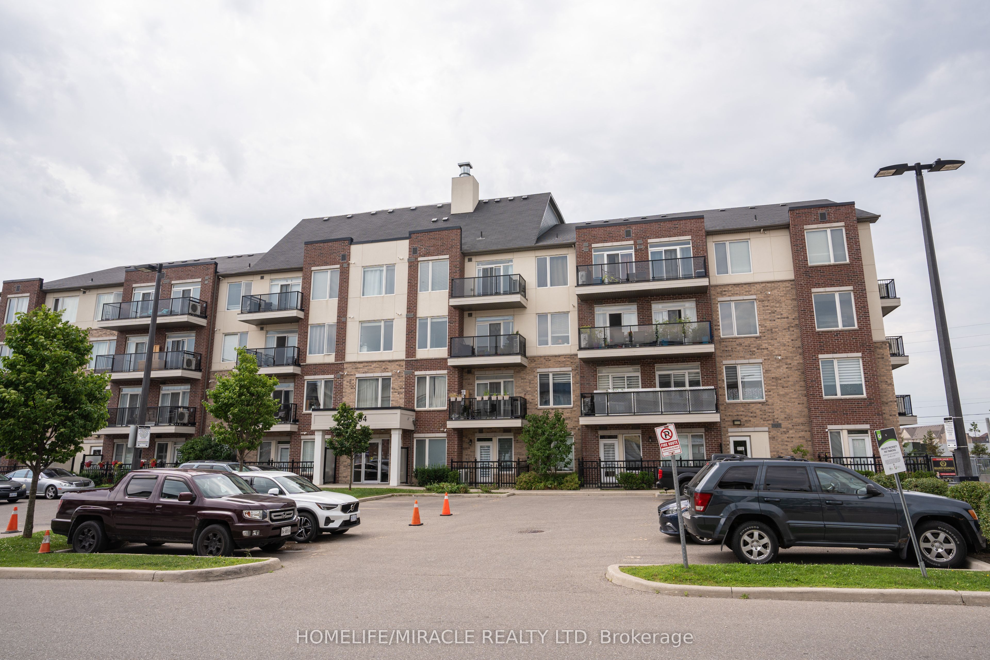 54 Sky Harbour Dr Property Photo 1