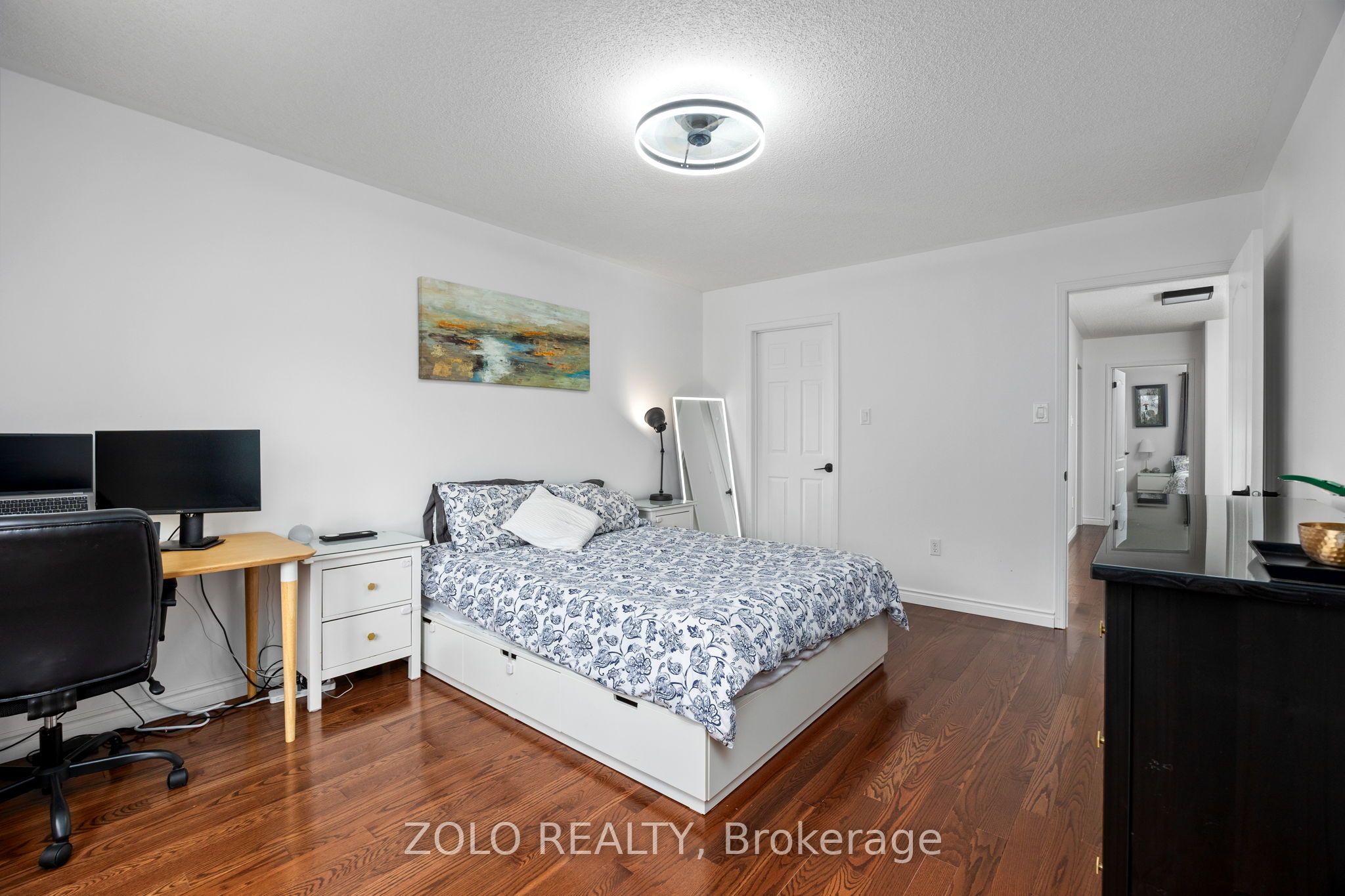 79 Crystalview Crescent S Property Photo 19