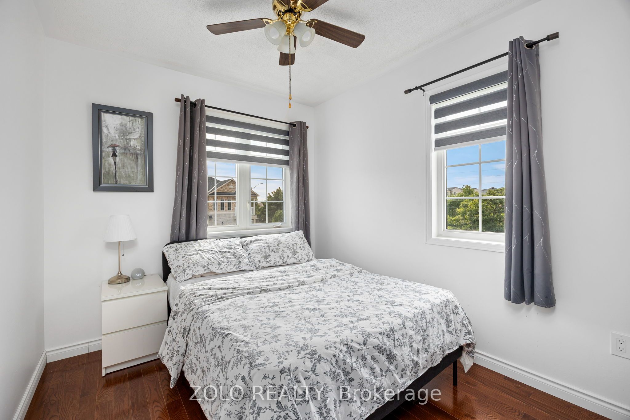 79 Crystalview Crescent S Property Photo 23