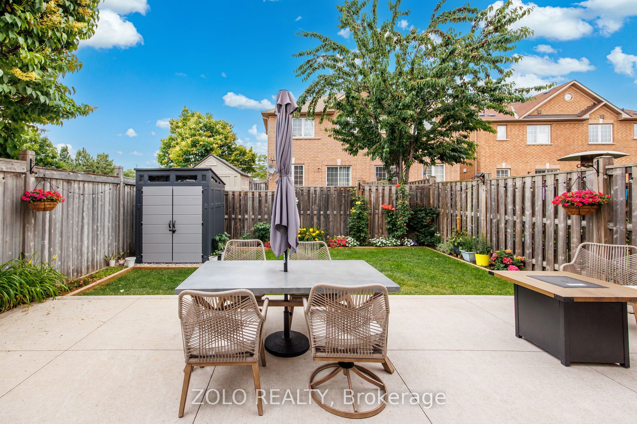 79 Crystalview Crescent S Property Photo 34