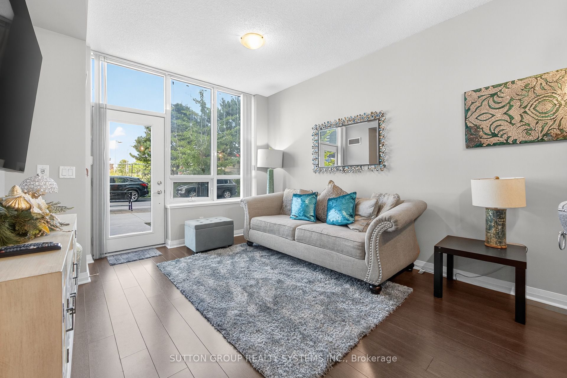 55 Eglinton Ave W Property Photo 1