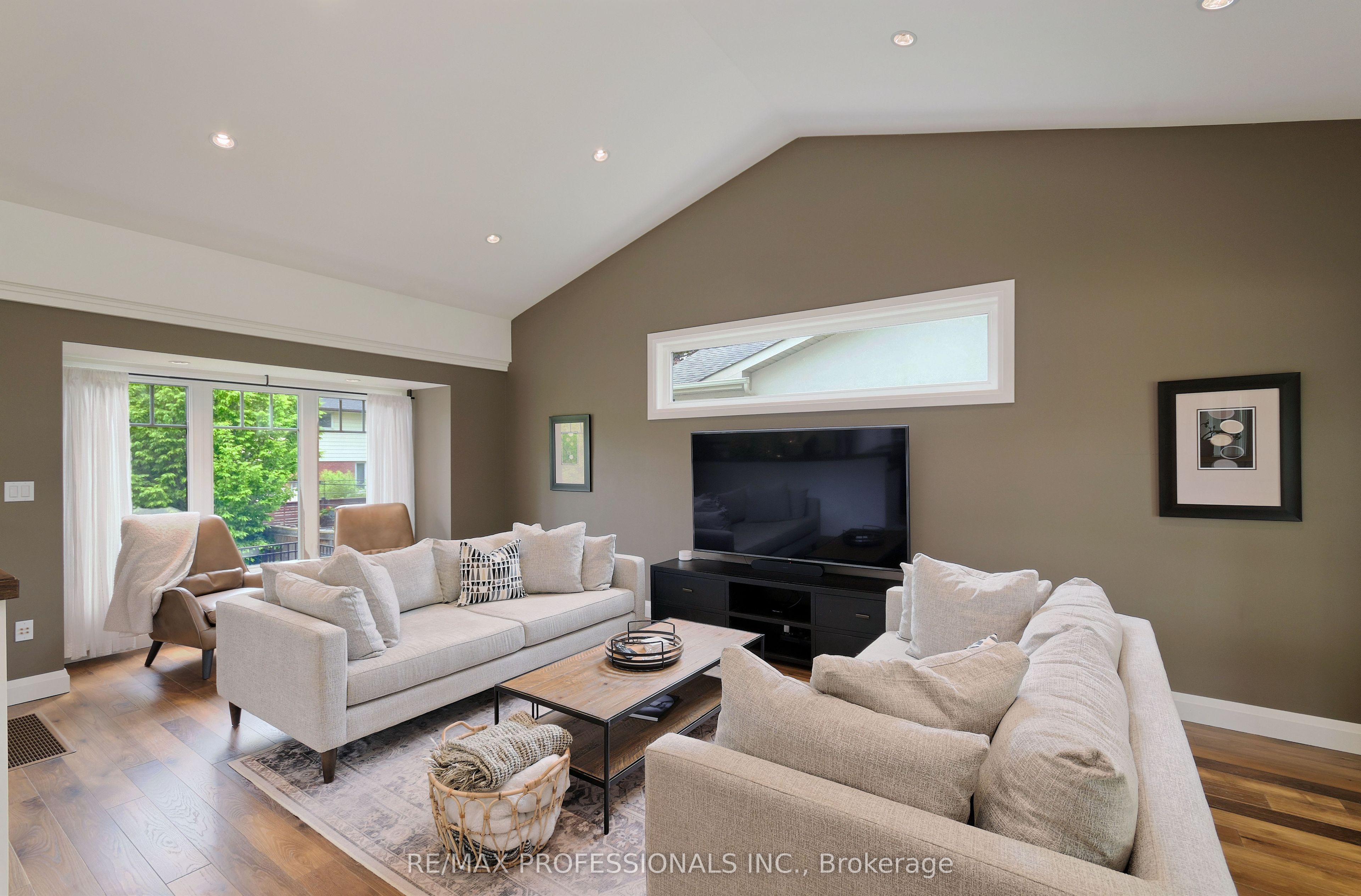 321 Wendy Lane Property Photo 5