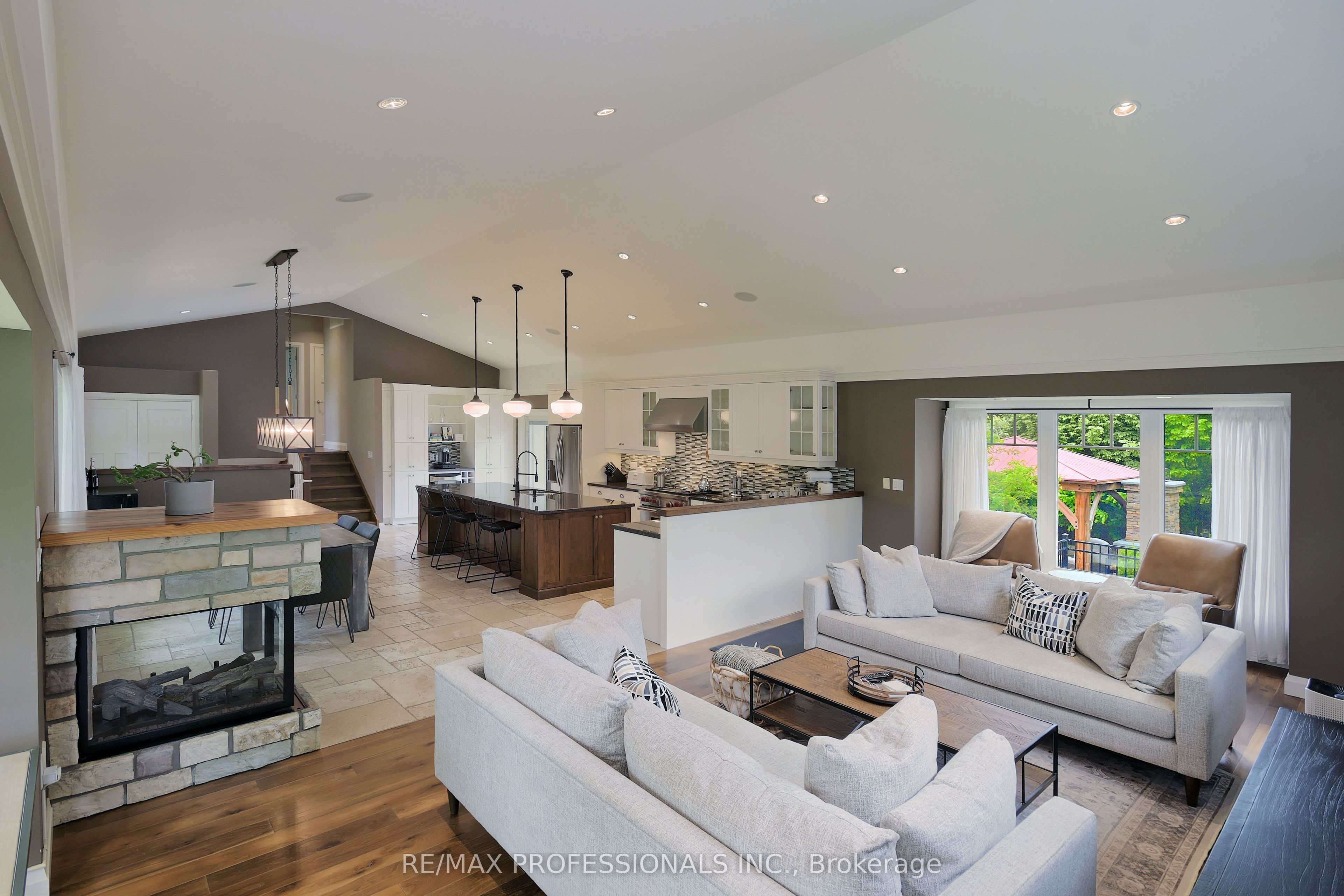 321 Wendy Lane Property Photo 6