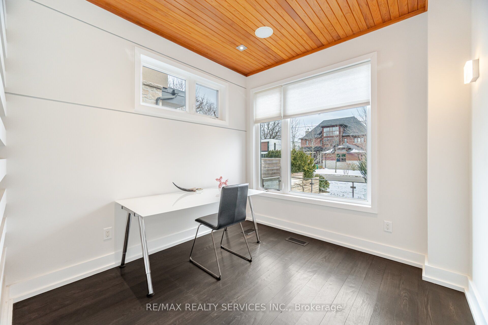 685 Montbeck Crescent Property Photo 15