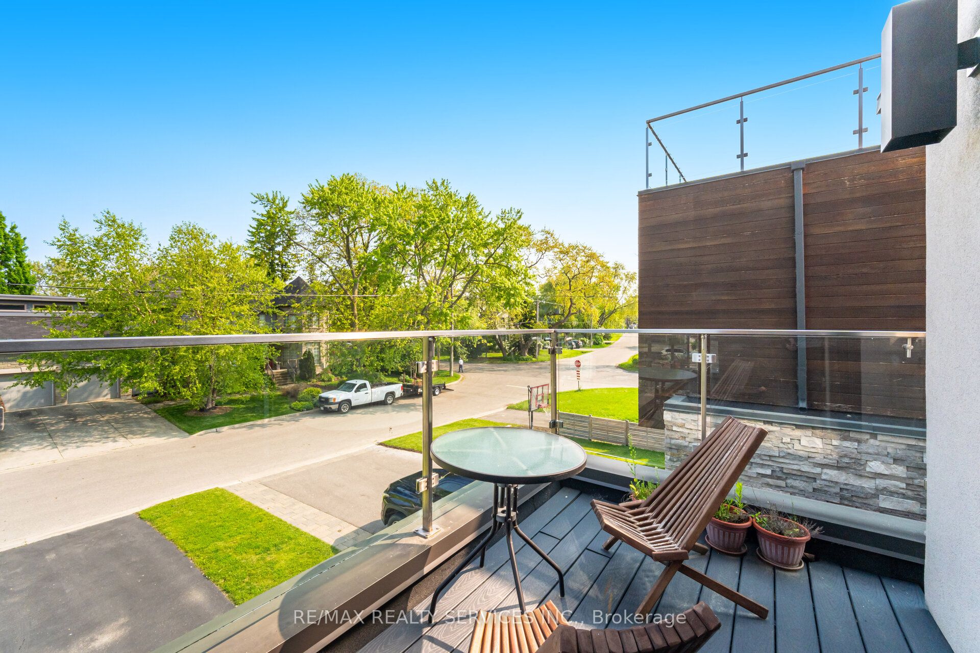 685 Montbeck Crescent Property Photo 23