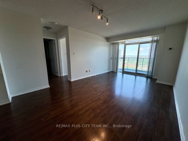 9 George St N Property Photo 1