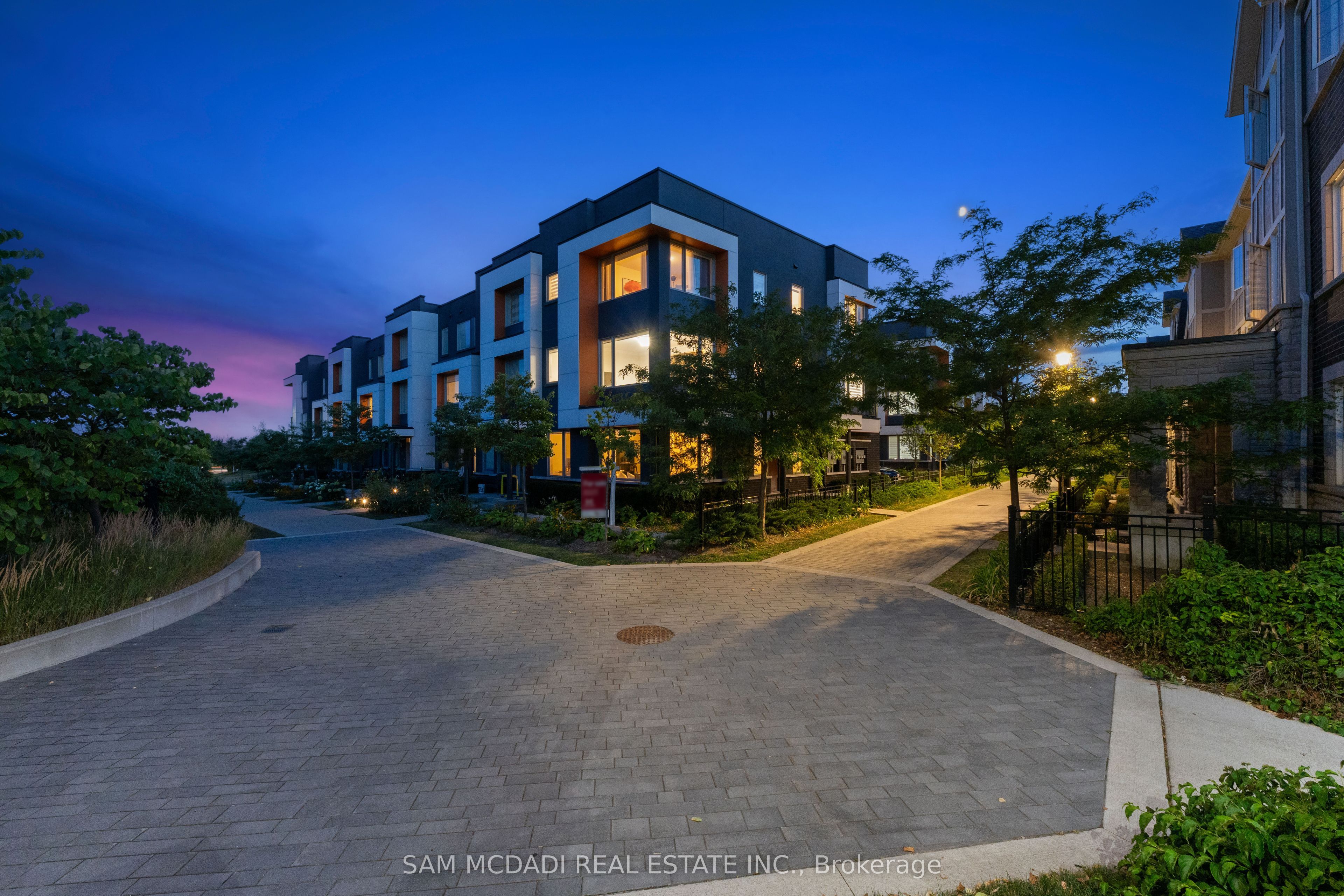 3006 Creekshore Cmn Property Photo 1