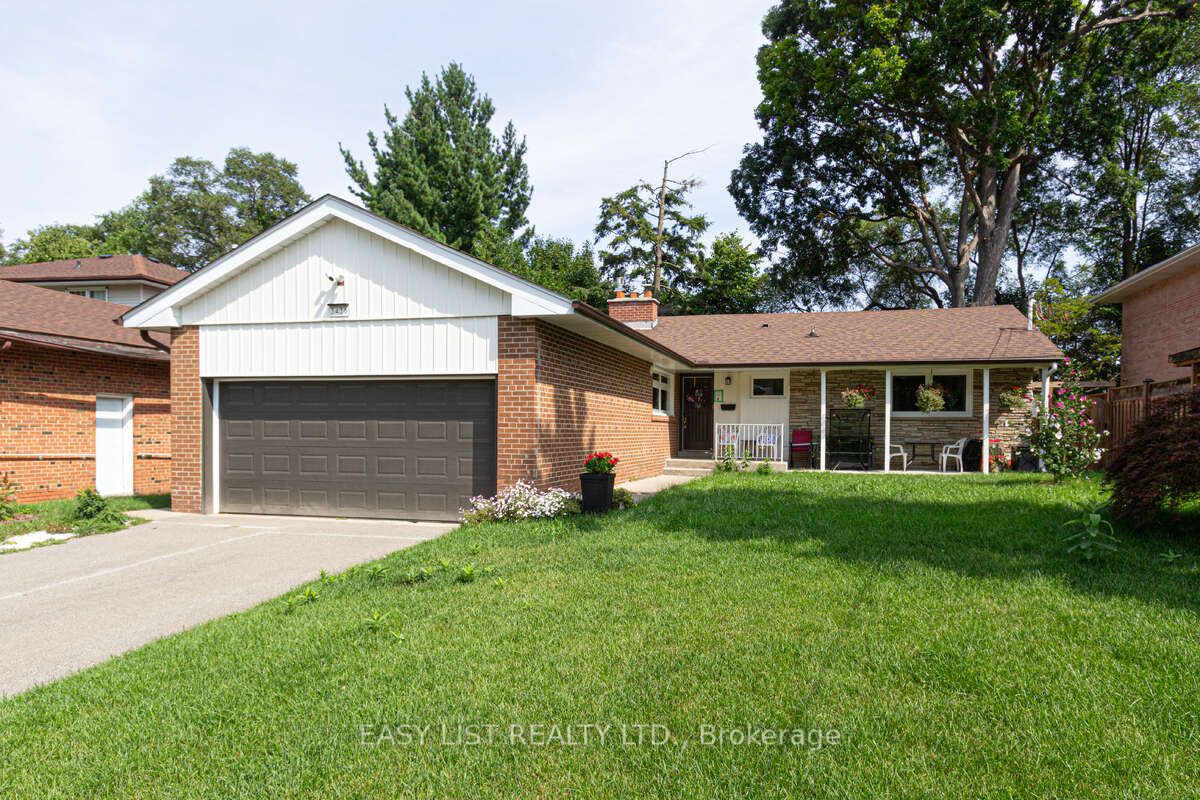 3438 Enniskillen Circle Property Photo 1