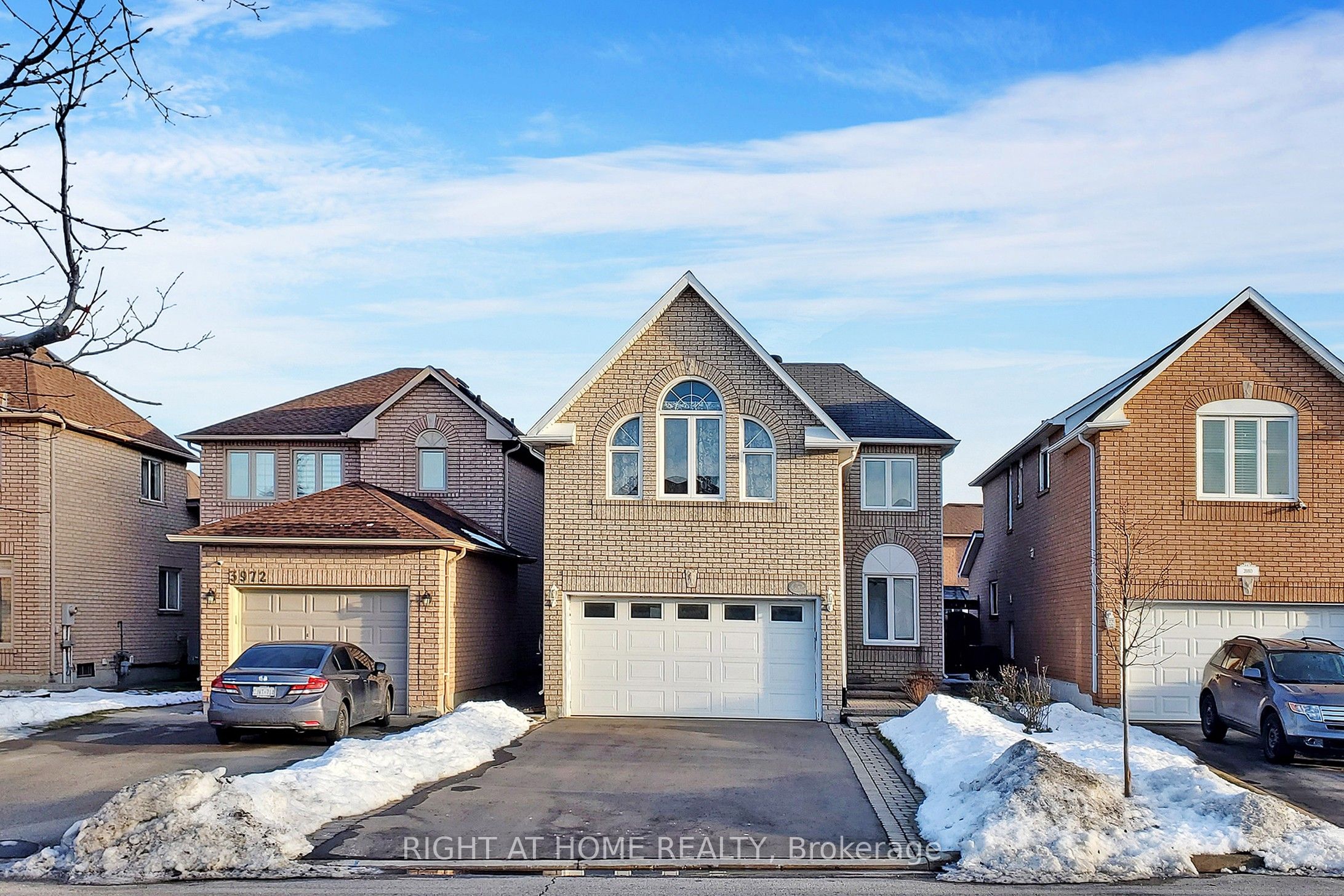 3976 Honey Locust Trl Property Photo 1