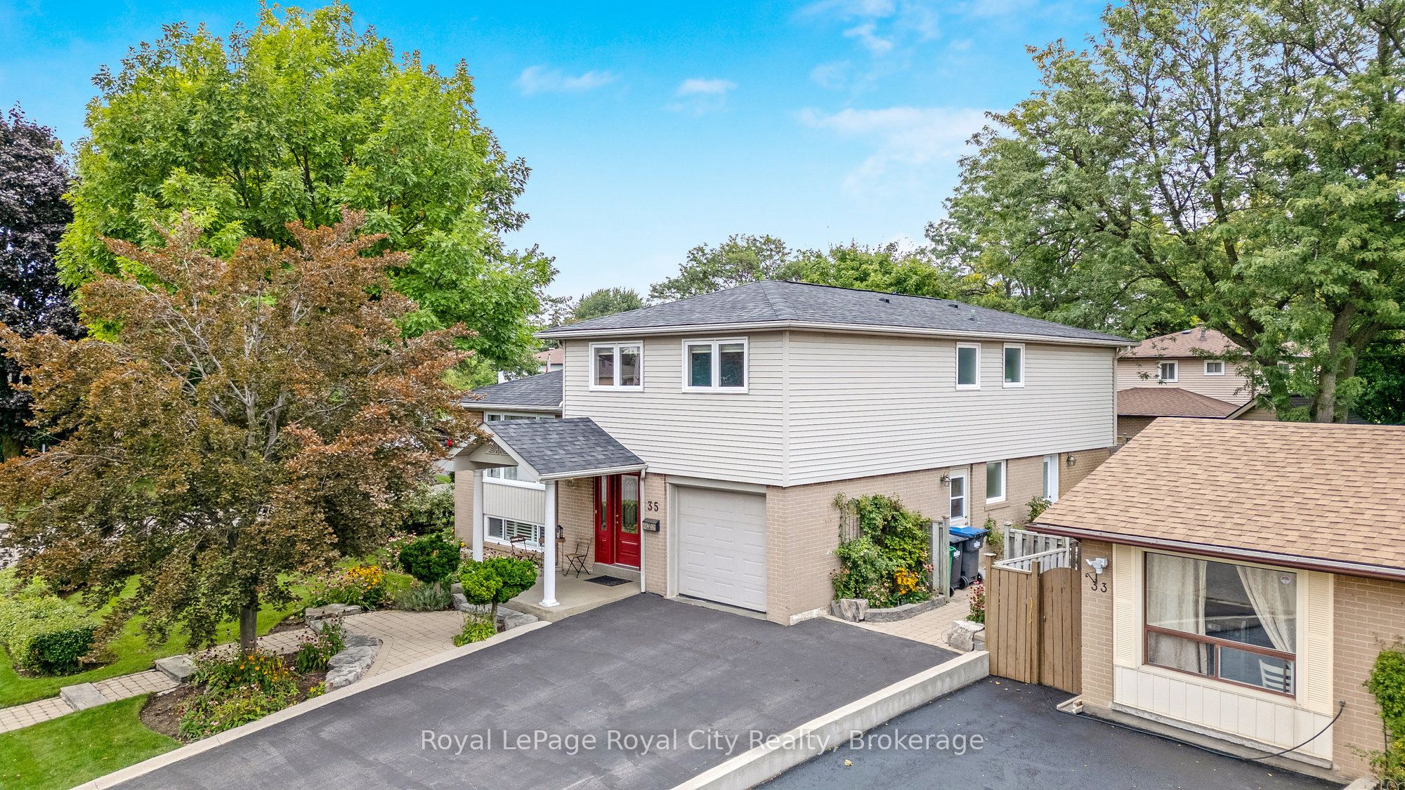 35 Inglewood Drive Property Photo 1