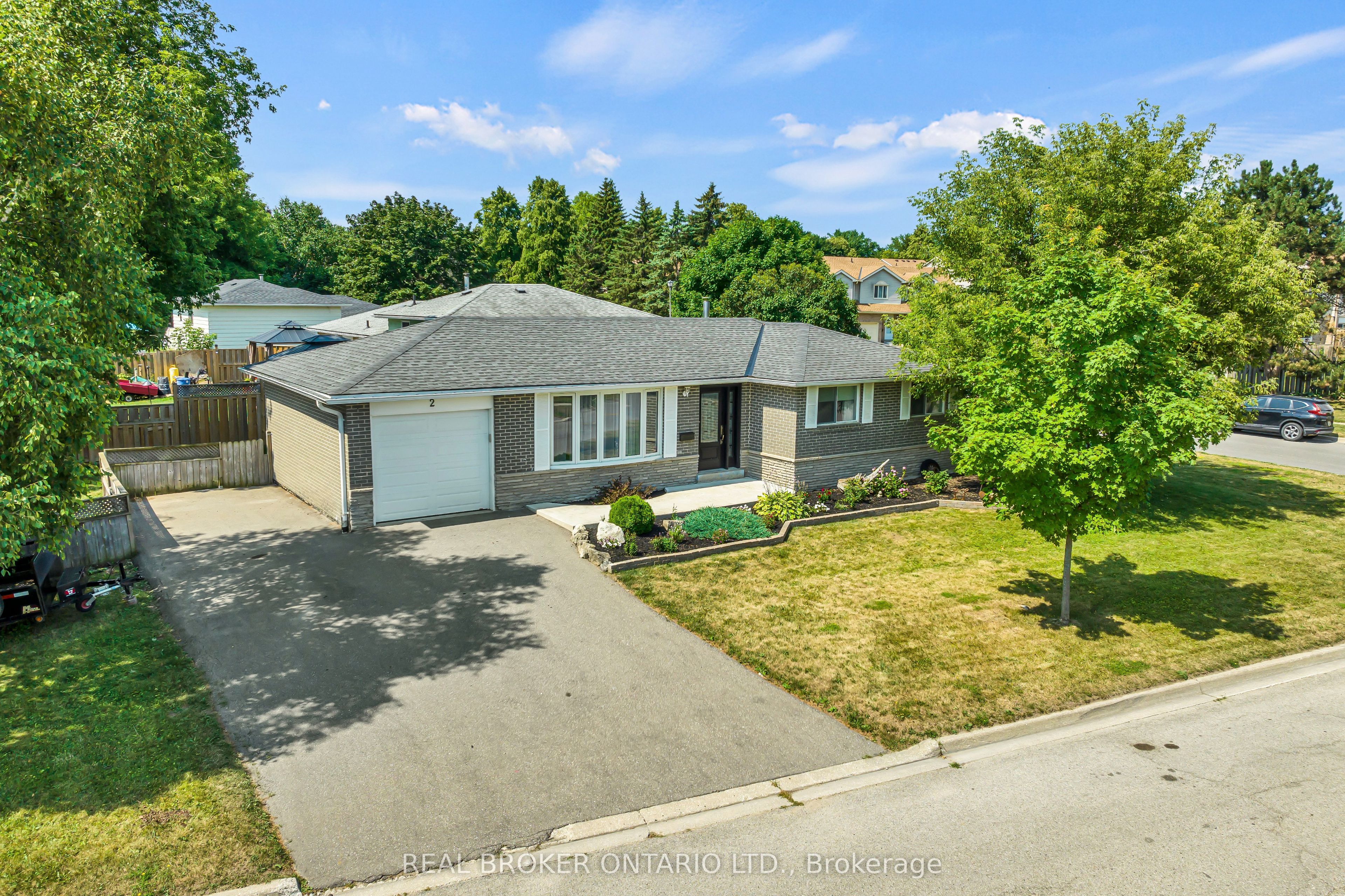 2 Edelwild Dr Property Photo 1
