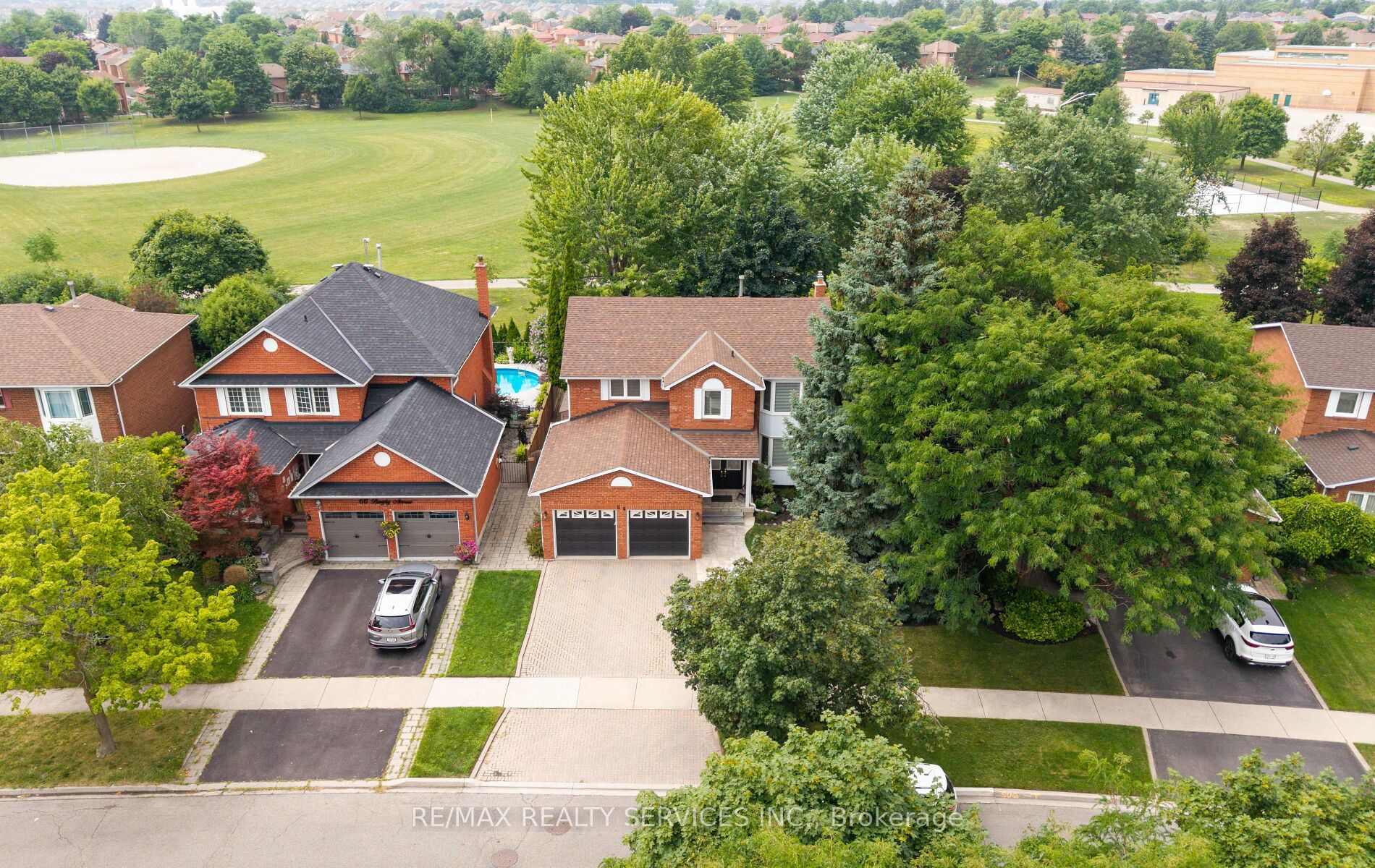 64 Burgby Ave Property Photo 1