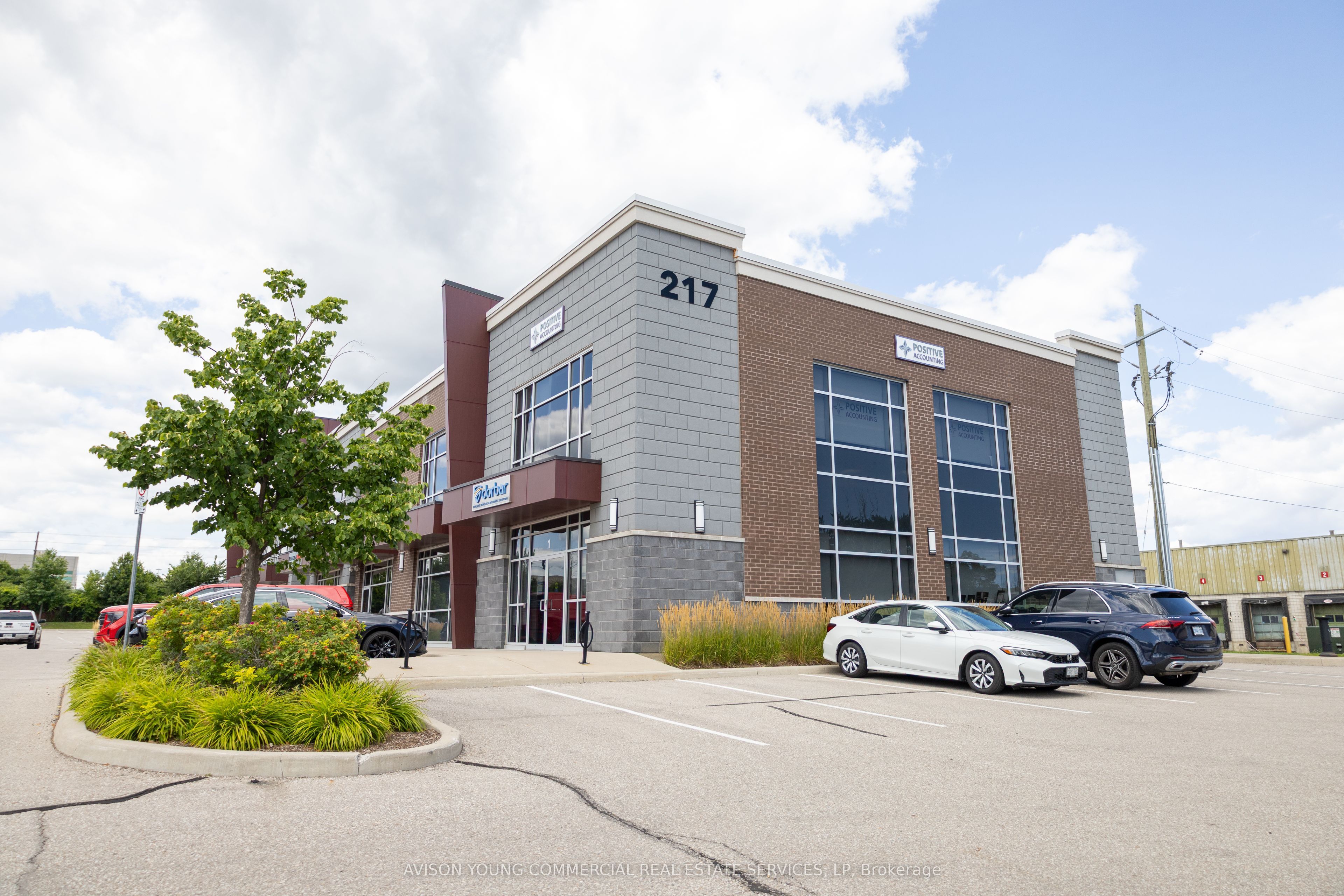 217 Speers Road 10 Property Photo 1