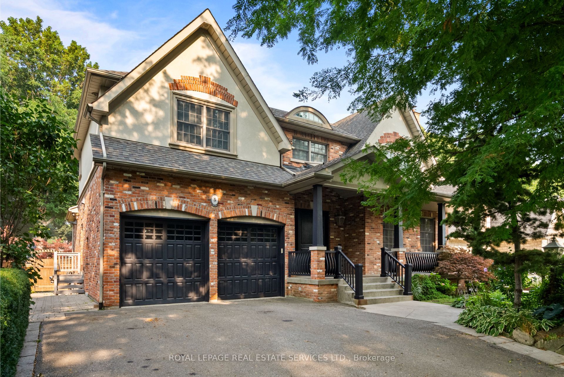 5 Cedarland Drive Property Photo 1