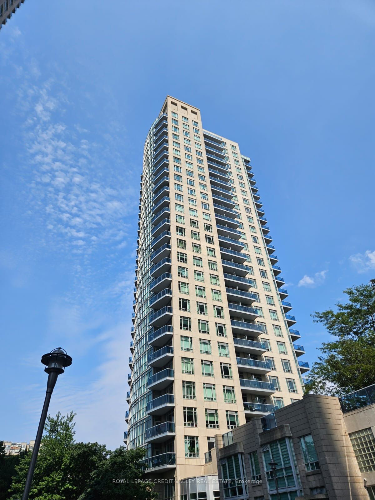 90 Absolute Avenue 1708 Property Photo 1