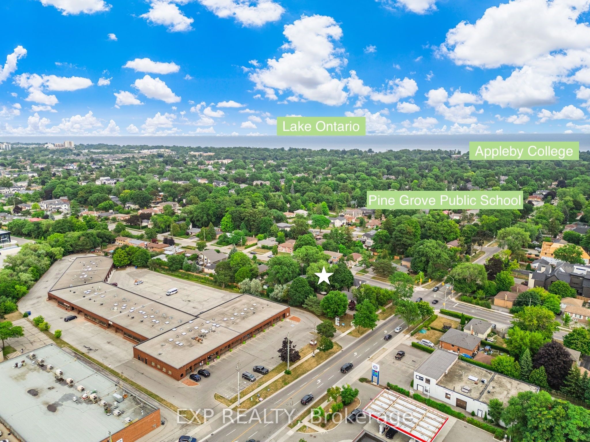 611 Pinegrove Road Property Photo 1