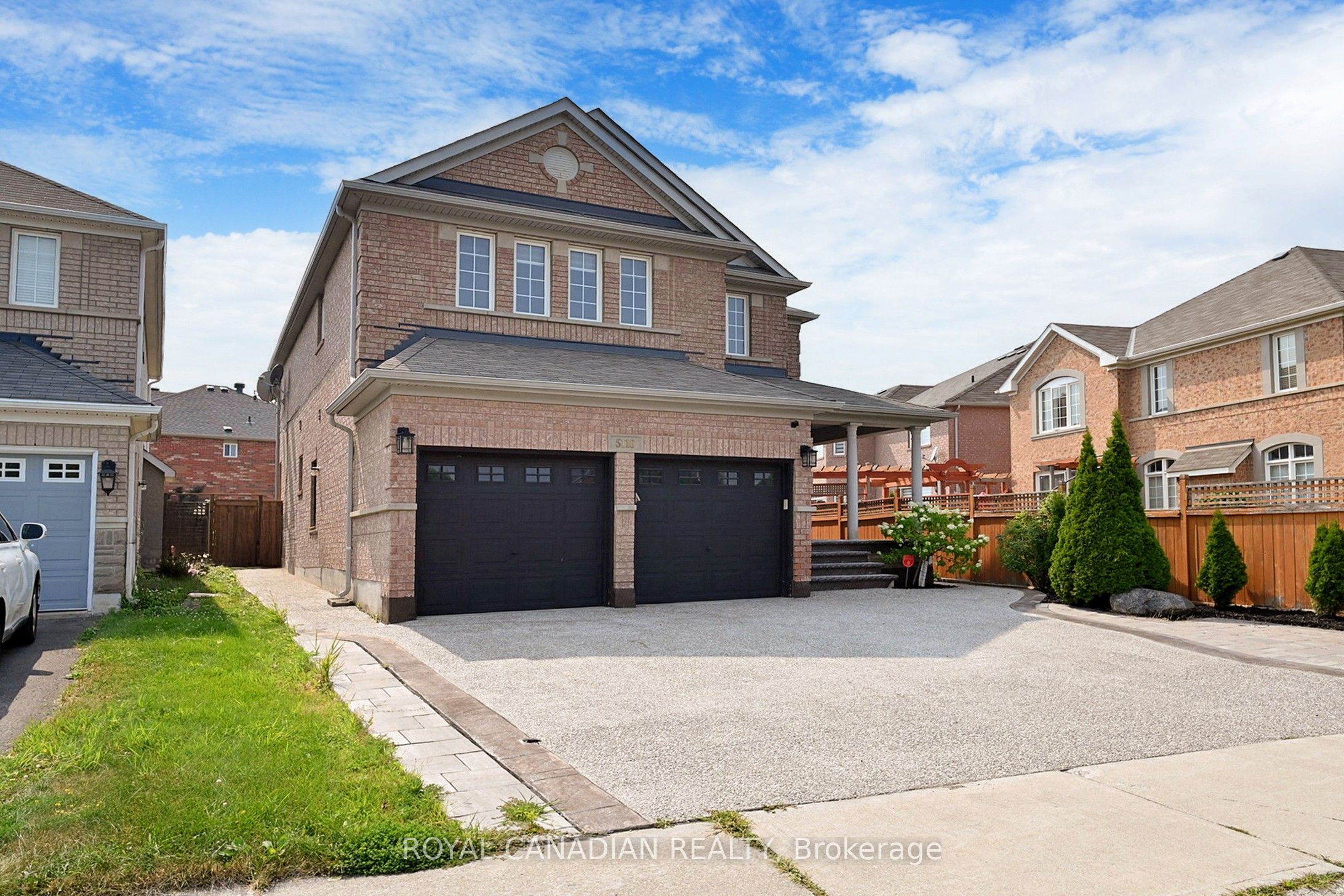 5116 Churchill Meadows Boulevard Property Photo