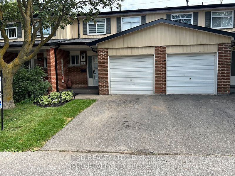 52 Vodden Ct Property Photo 1