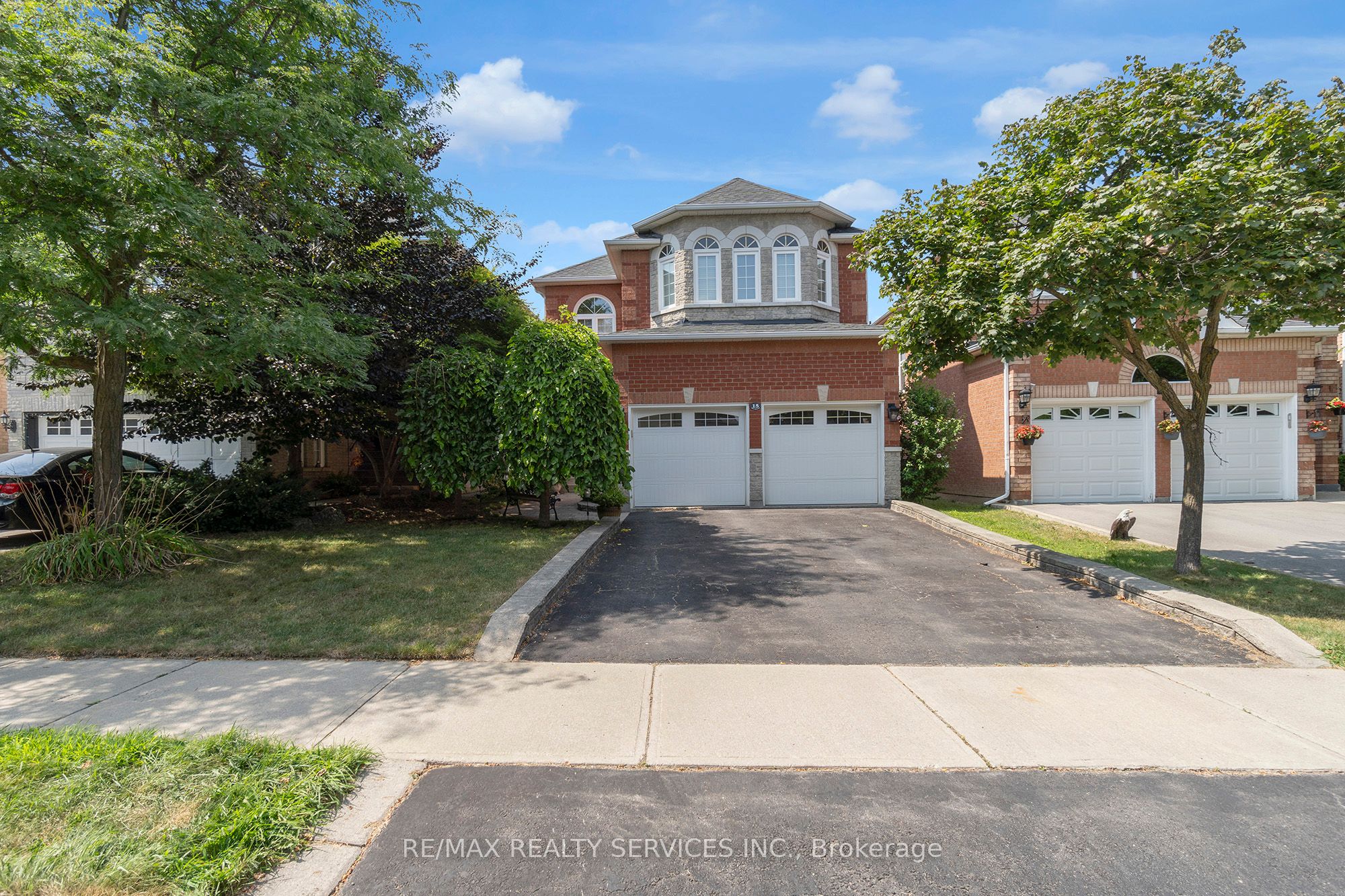 15 Sweet Briar Lane Property Photo 1