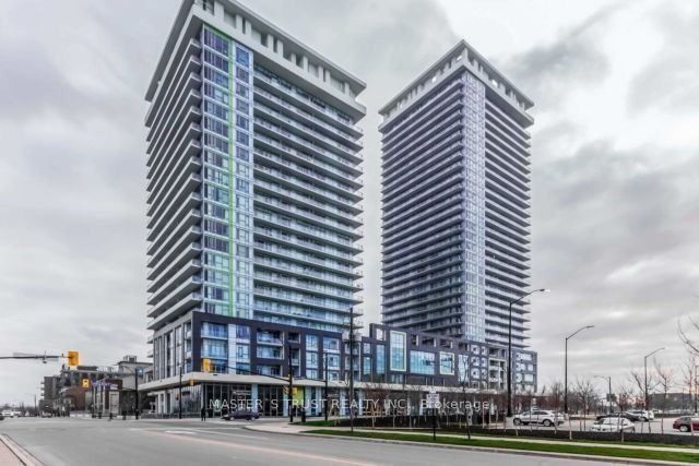 360 Square 1st Dr