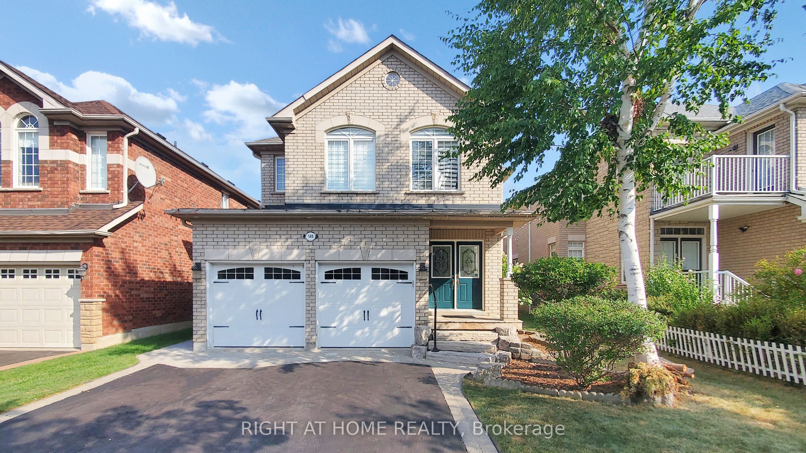 588 Warhol Way Property Photo 1