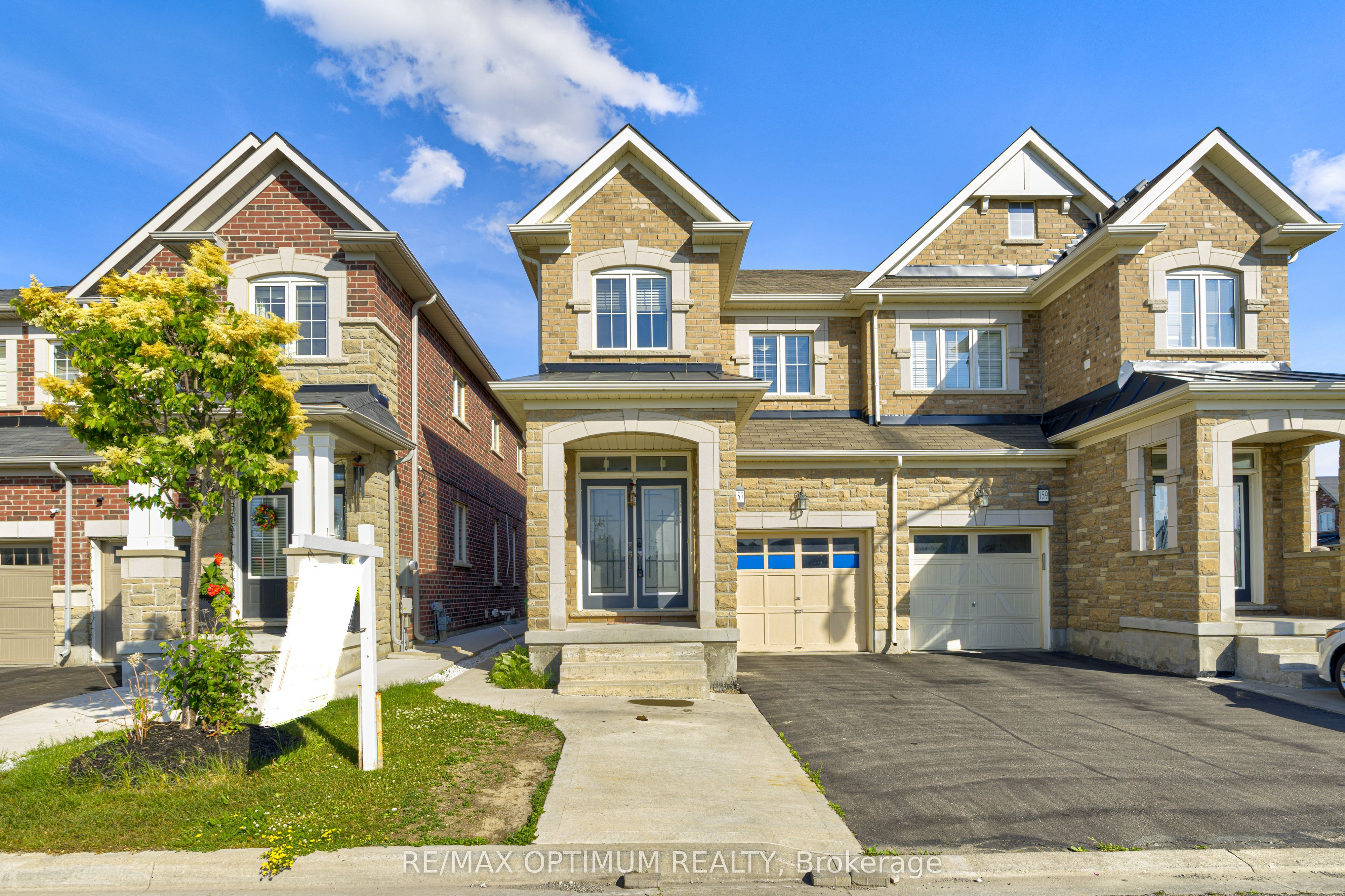 157 Baffin Crescent Property Photo 1