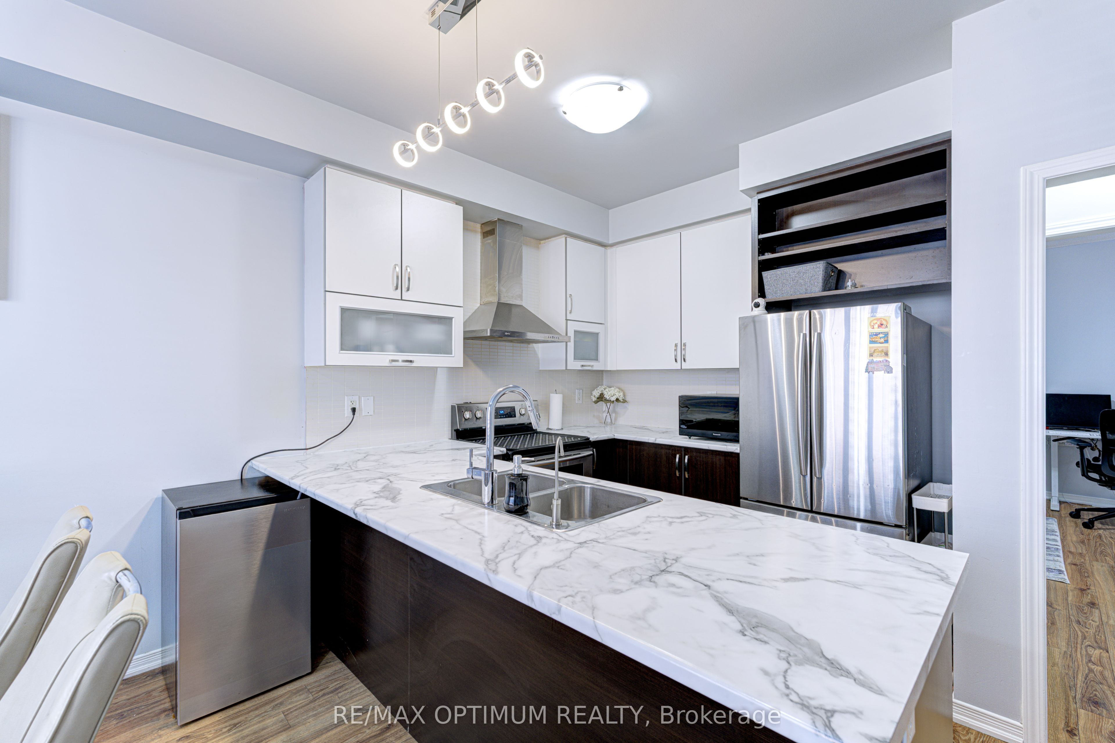 157 Baffin Crescent Property Photo 9