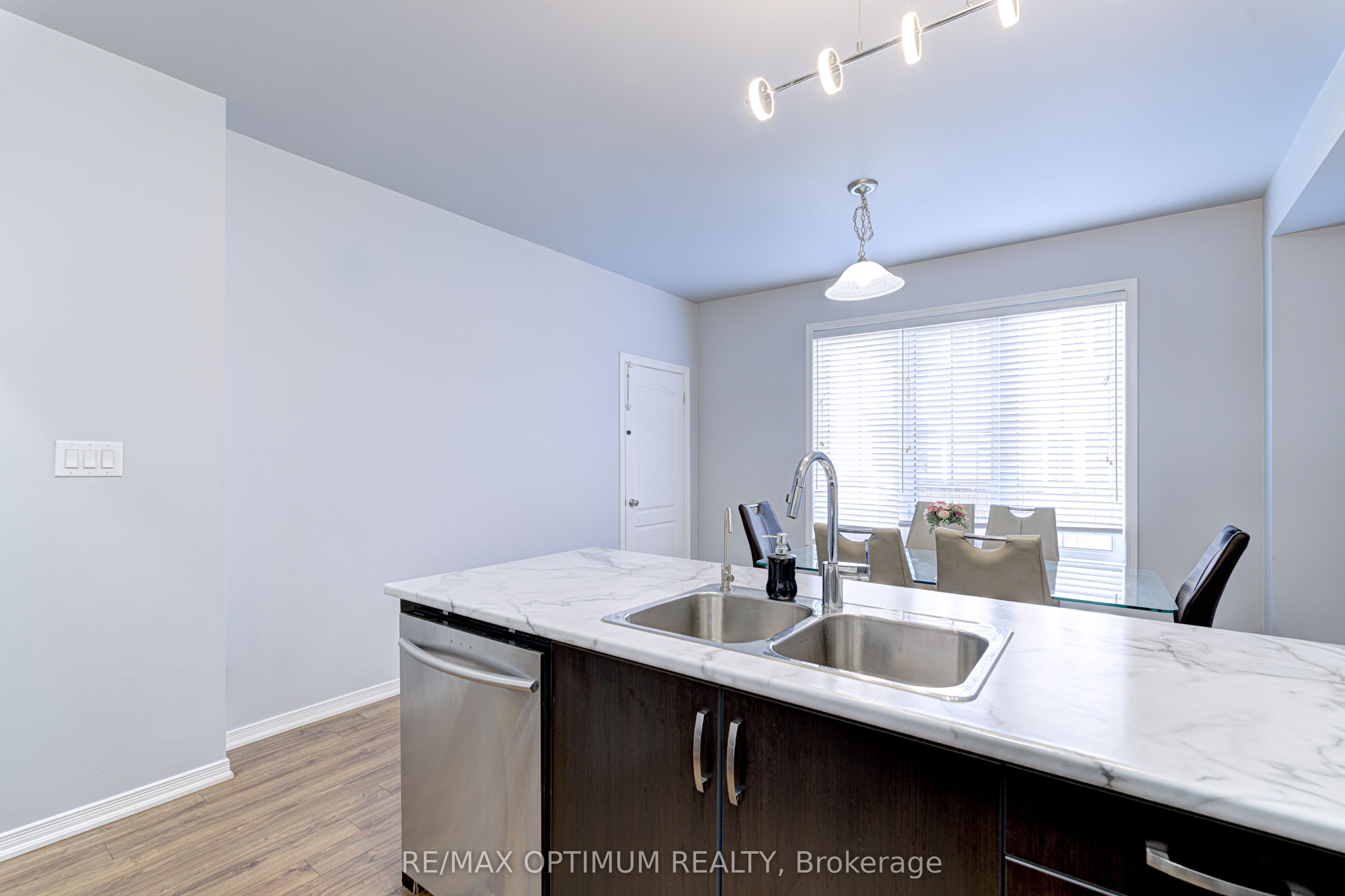 157 Baffin Crescent Property Photo 12