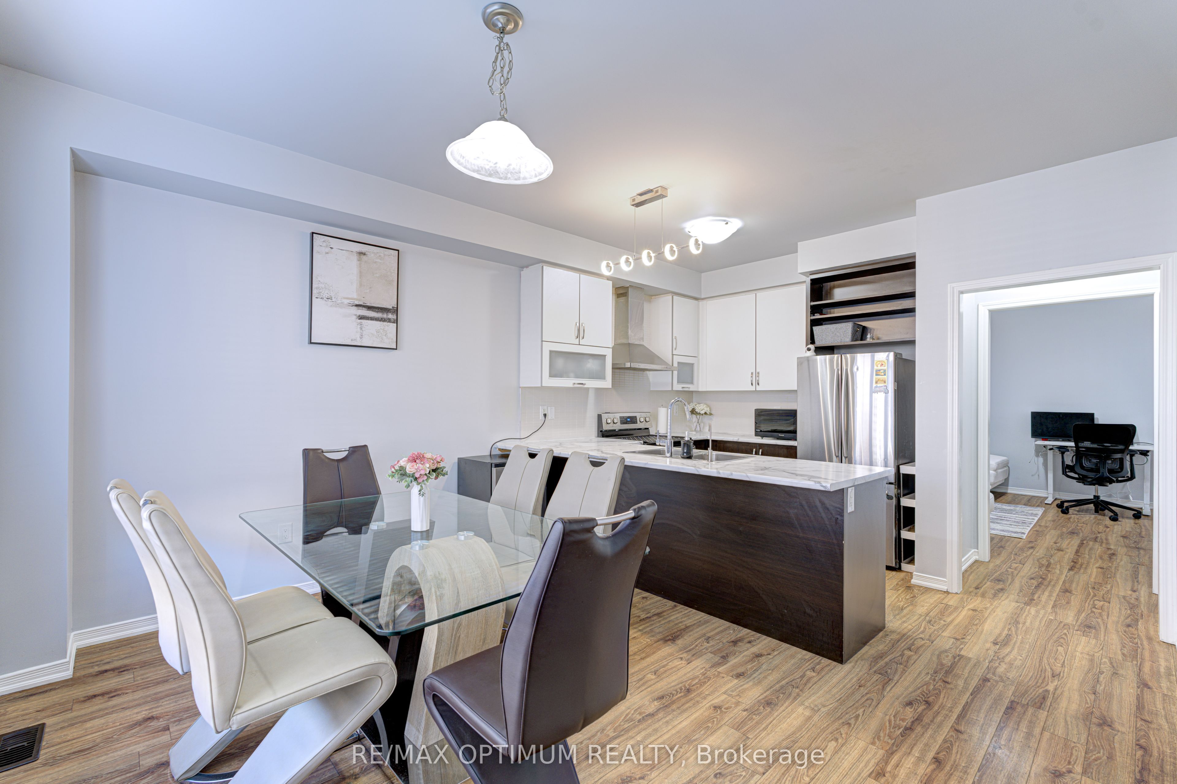 157 Baffin Crescent Property Photo 15