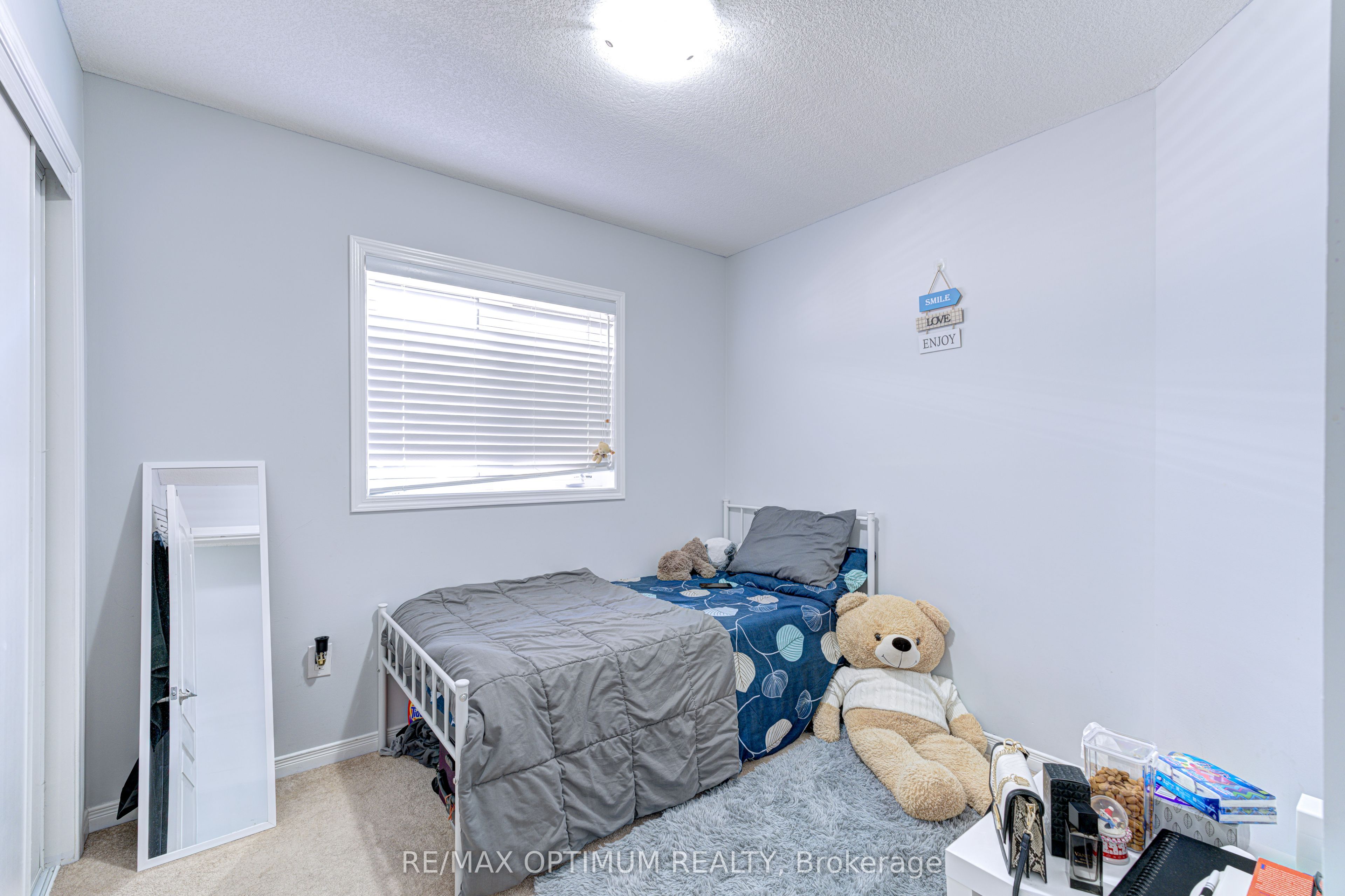 157 Baffin Crescent Property Photo 26