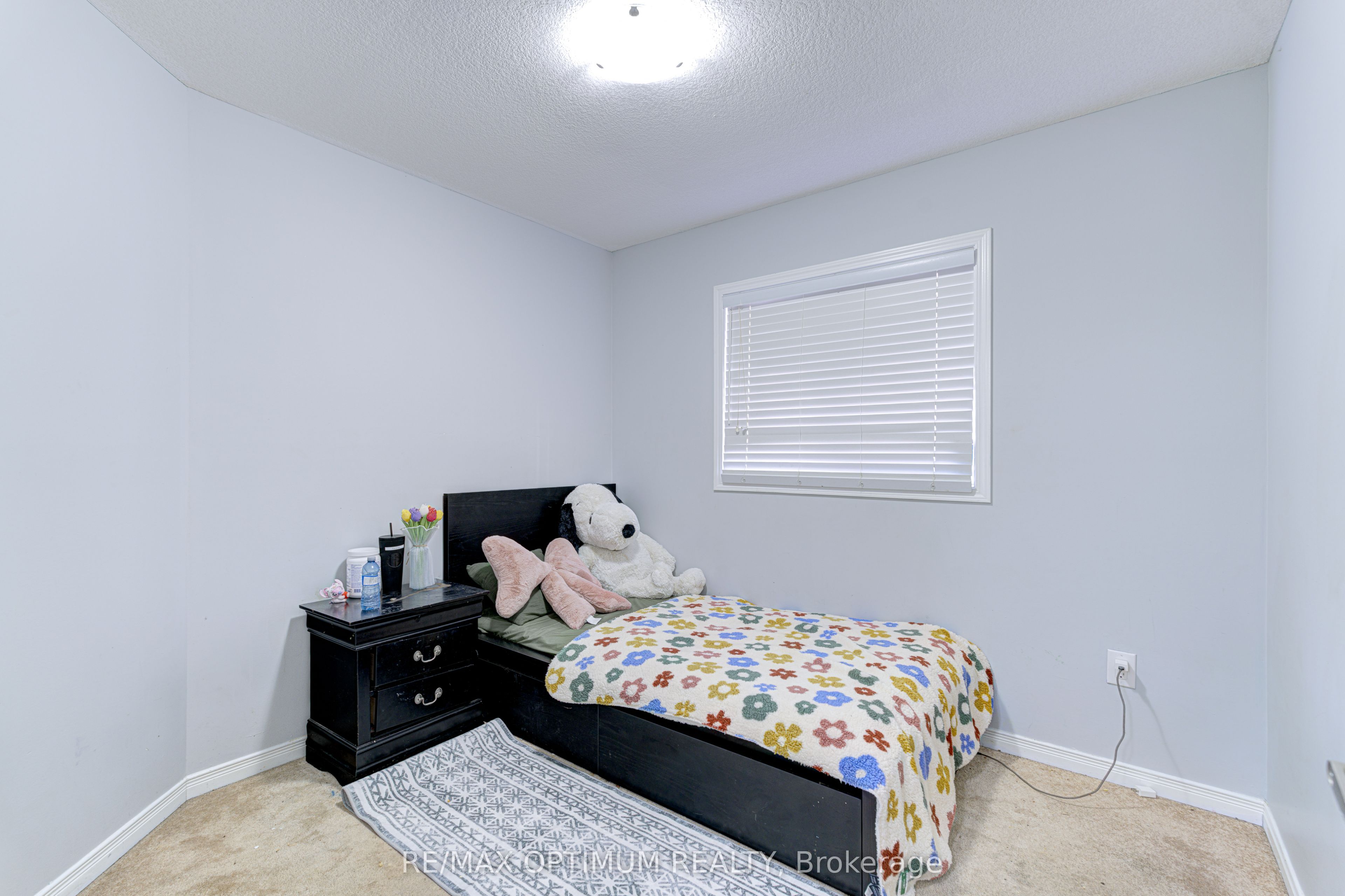 157 Baffin Crescent Property Photo 27