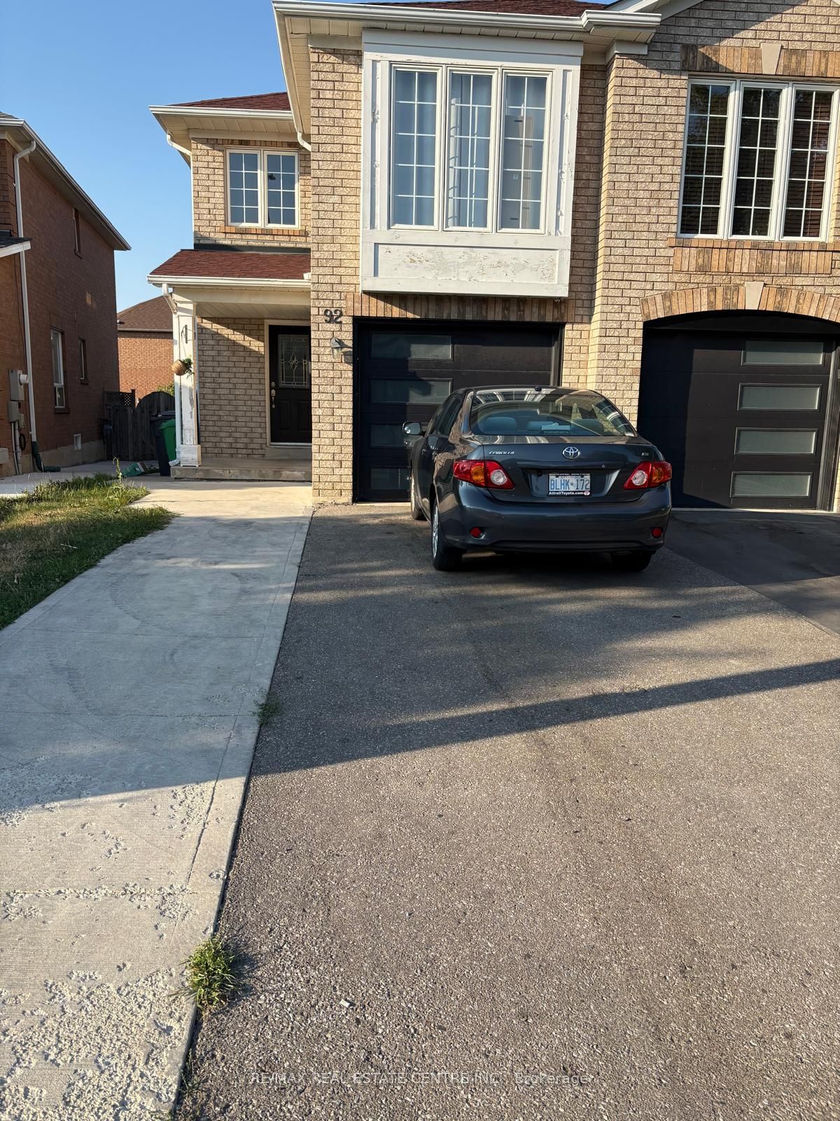 92 Whiteface Cres Property Photo 1