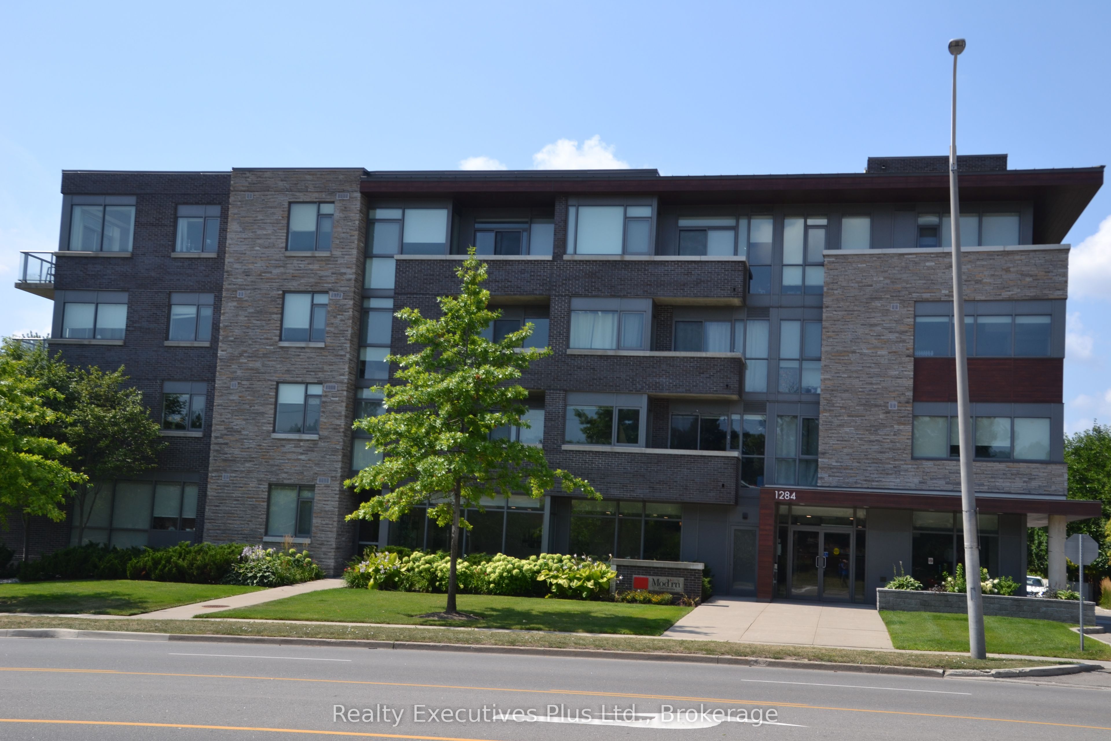 1284 Guelph Line Property Photo 1