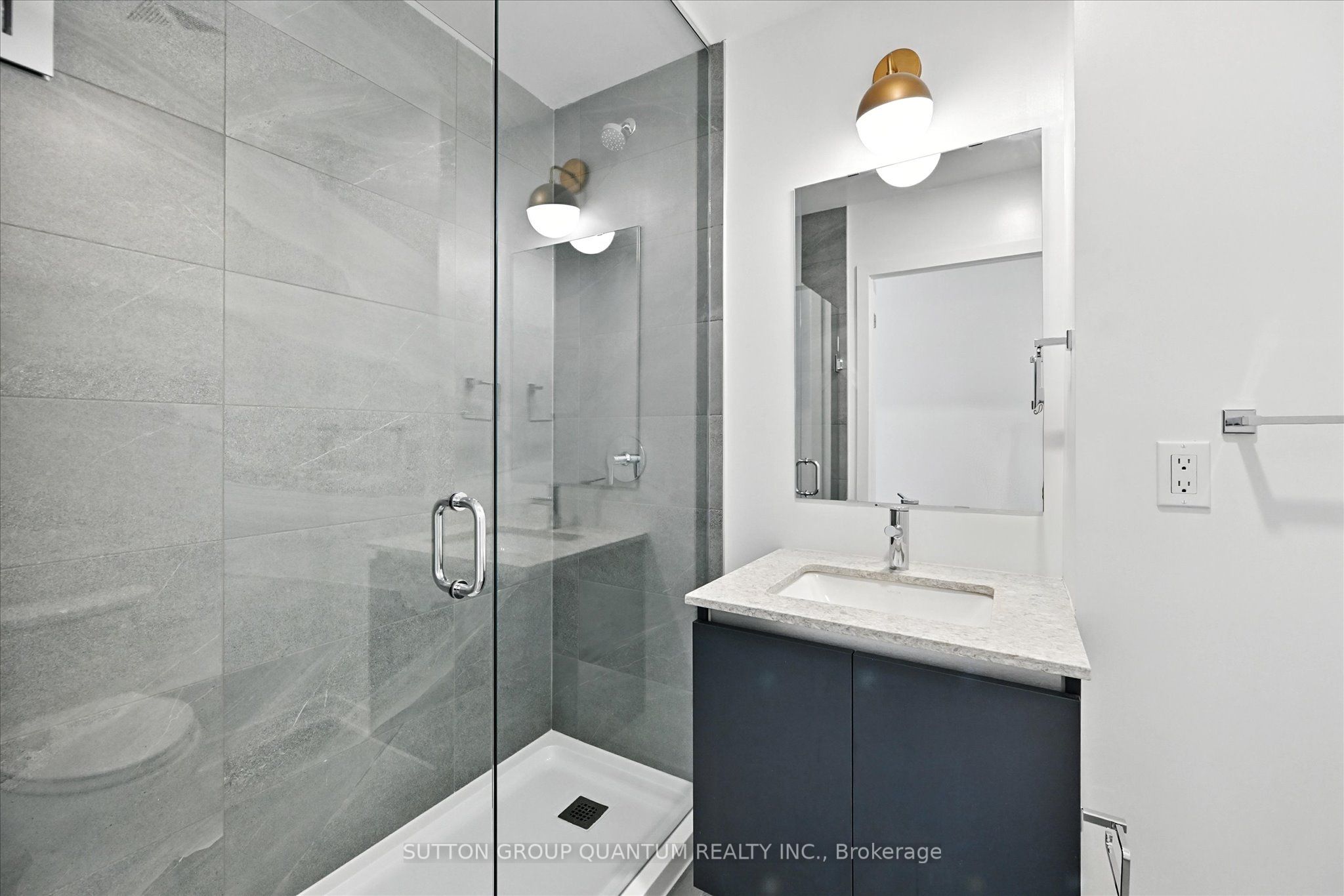 405 Dundas Street W Ph06 Property Photo 28