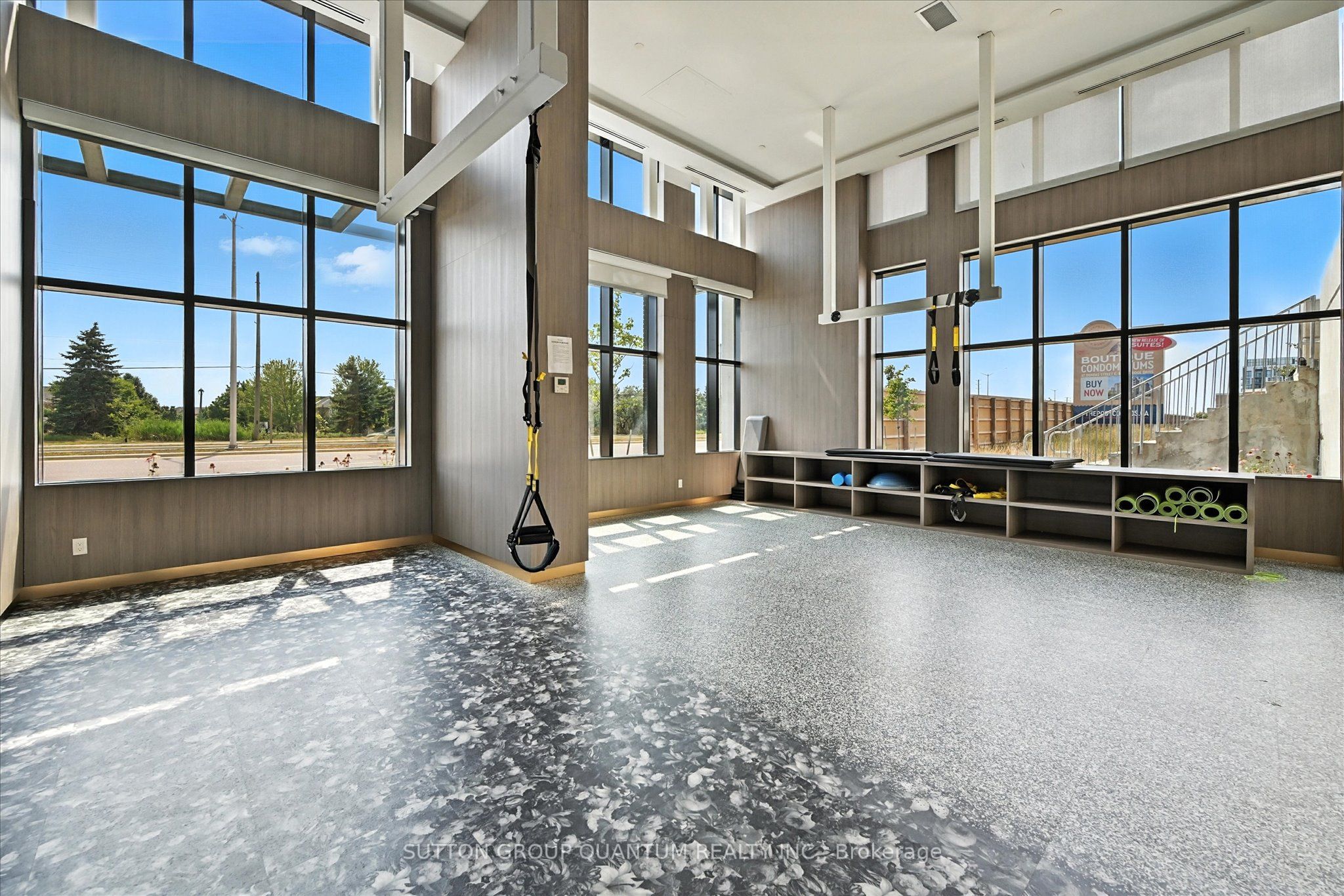 405 Dundas Street W Ph06 Property Photo 38