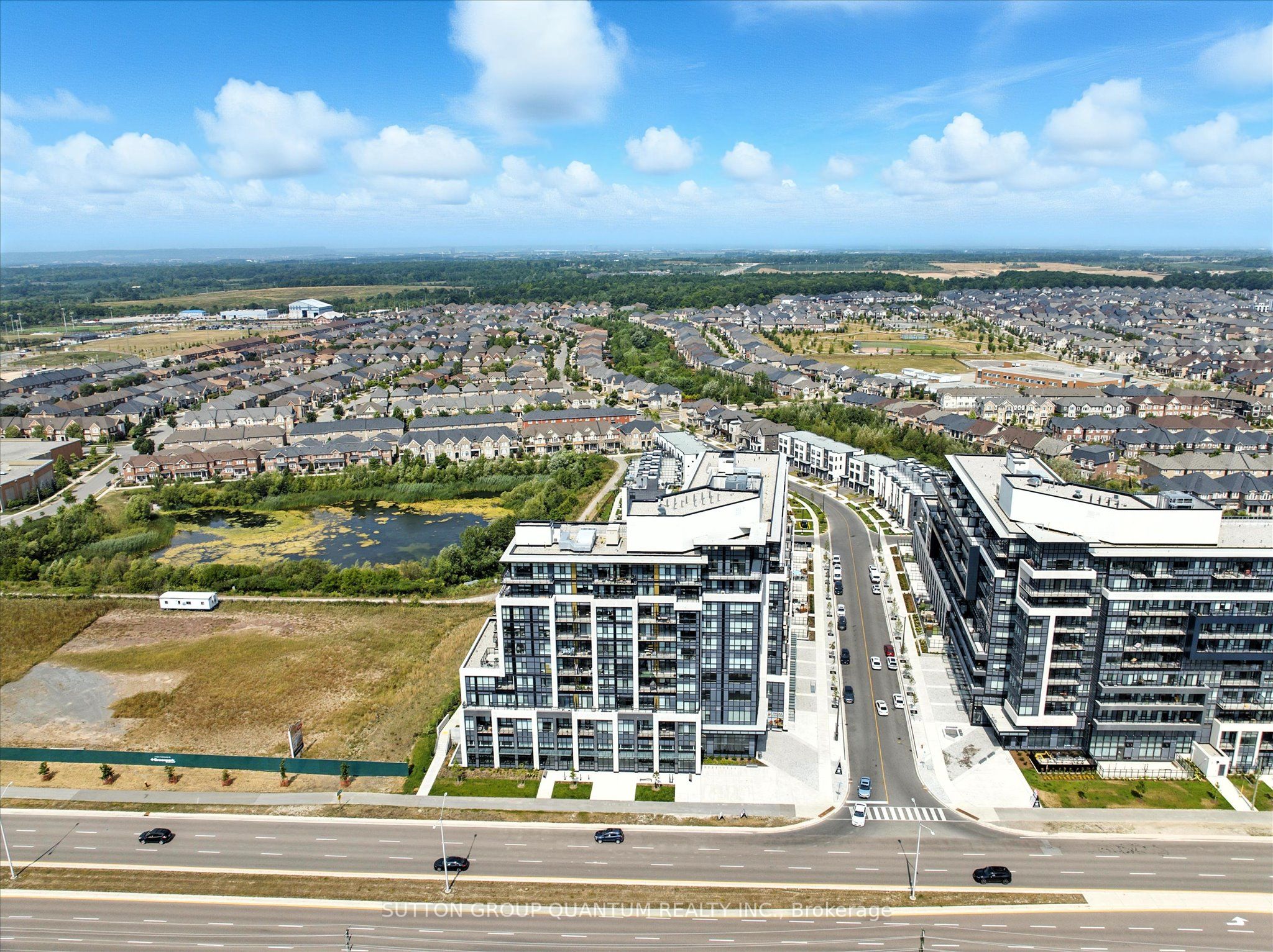 405 Dundas Street W Ph06 Property Photo 41