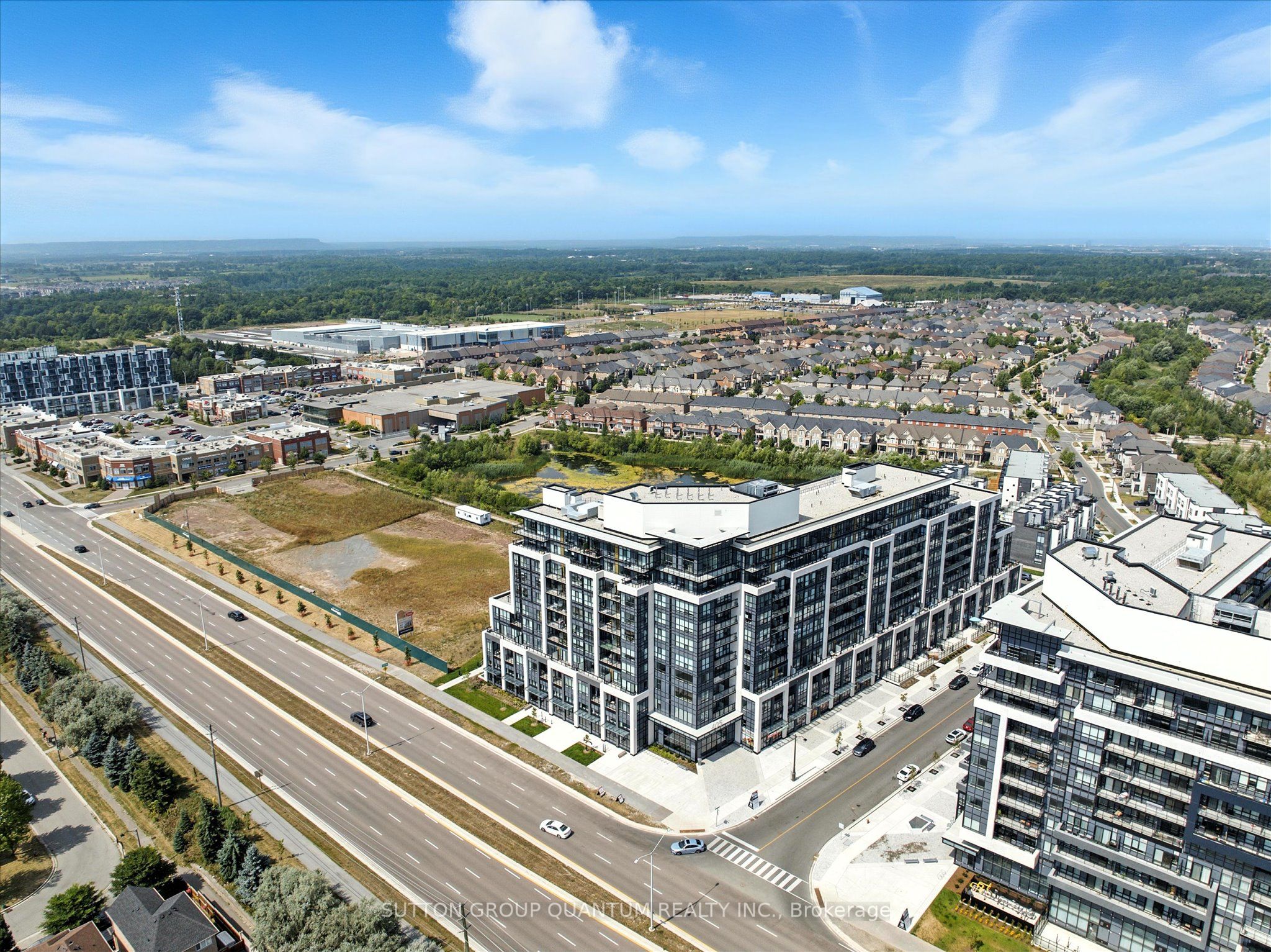 405 Dundas Street W Ph06 Property Photo 42