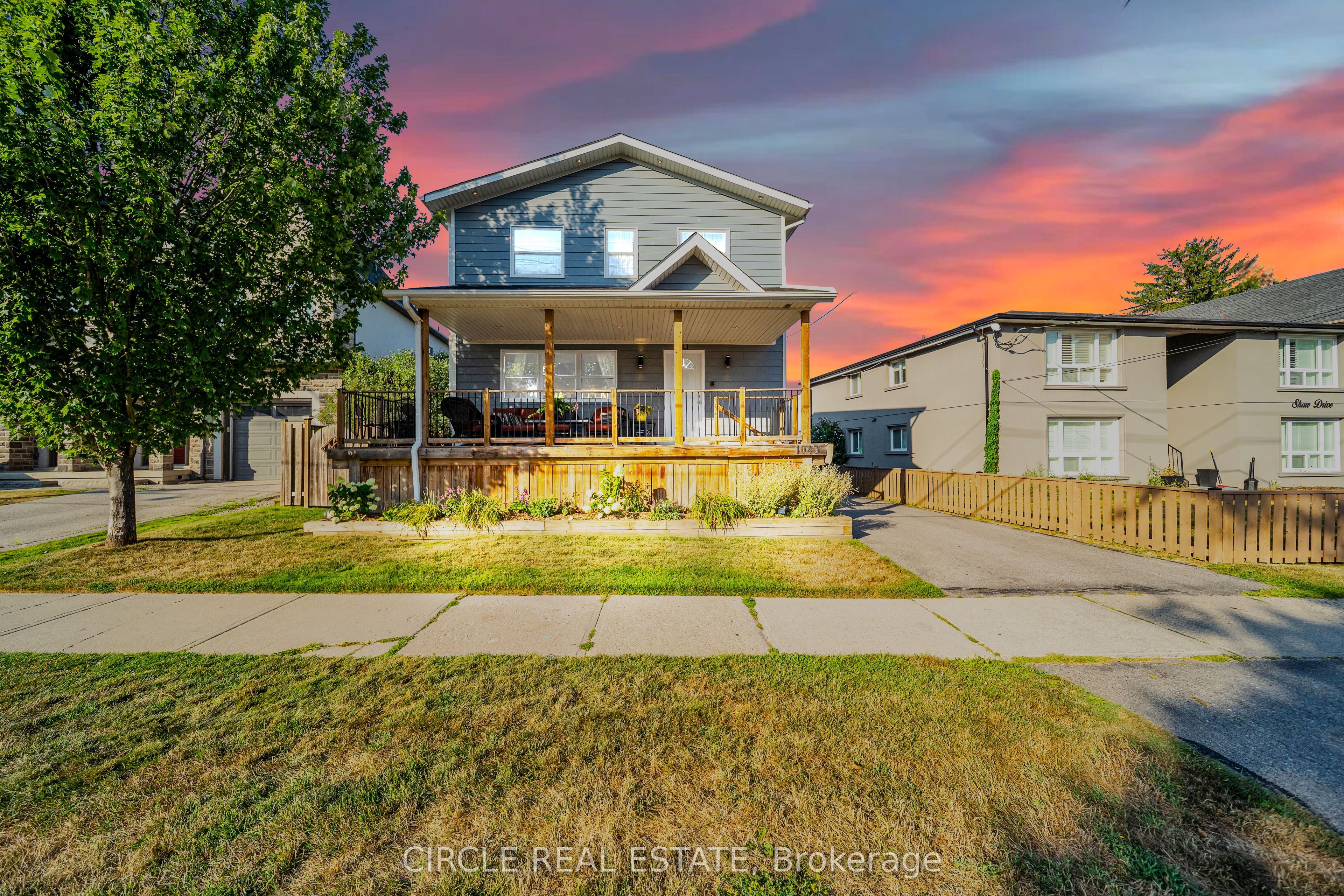 1043 Shaw Drive Property Photo 1
