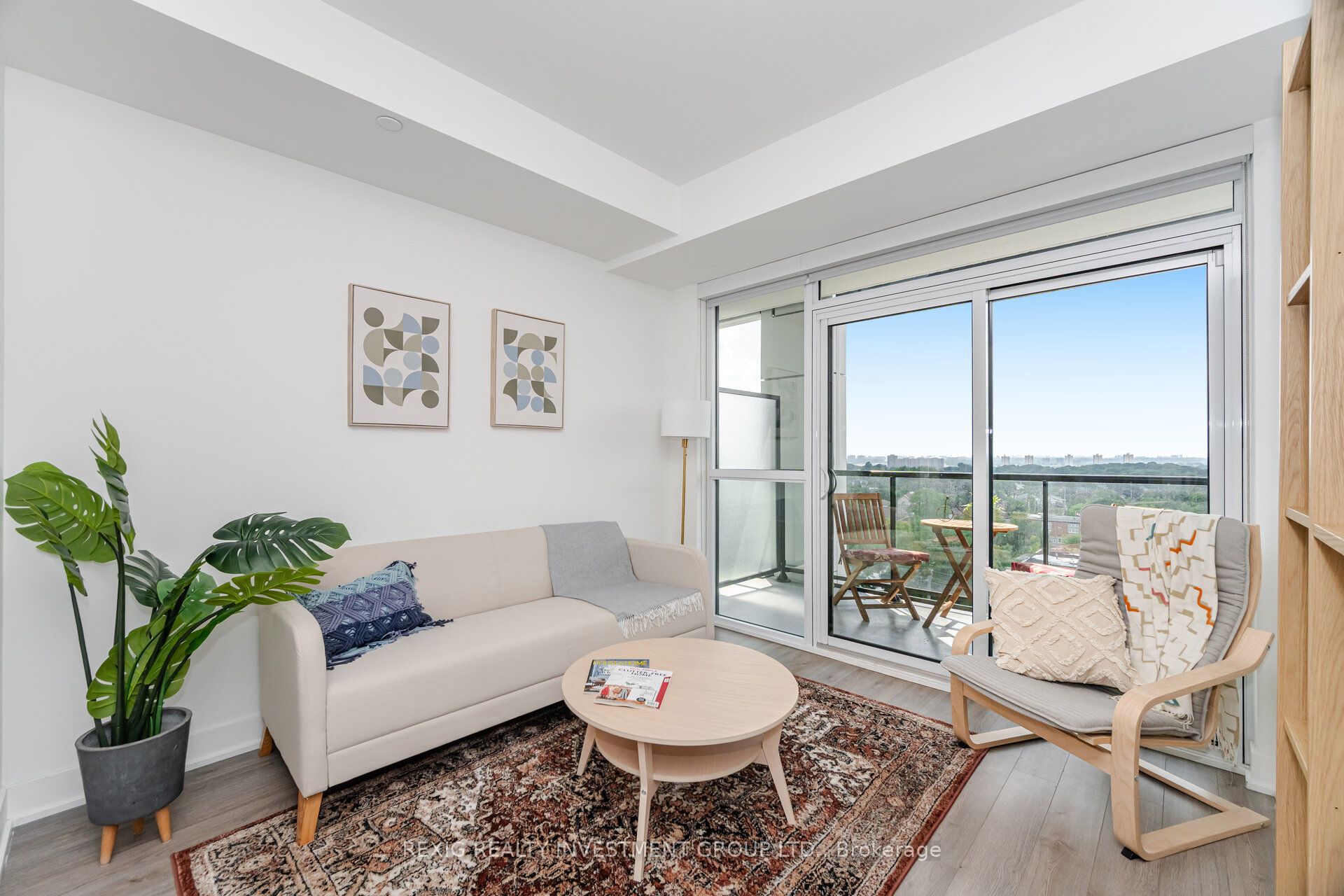 50 George Butchart Drive 723 Property Photo 9