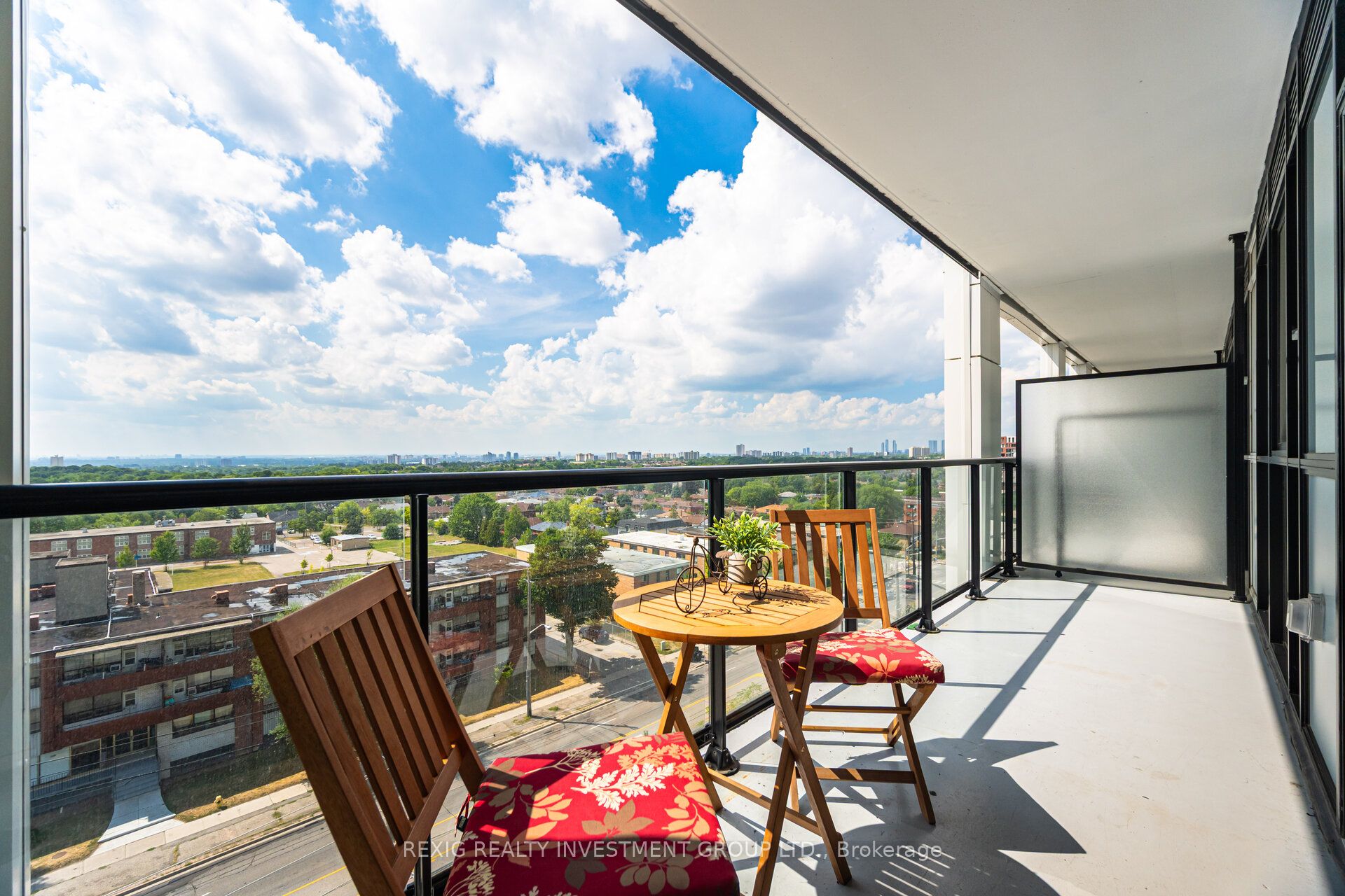 50 George Butchart Drive 723 Property Photo 19