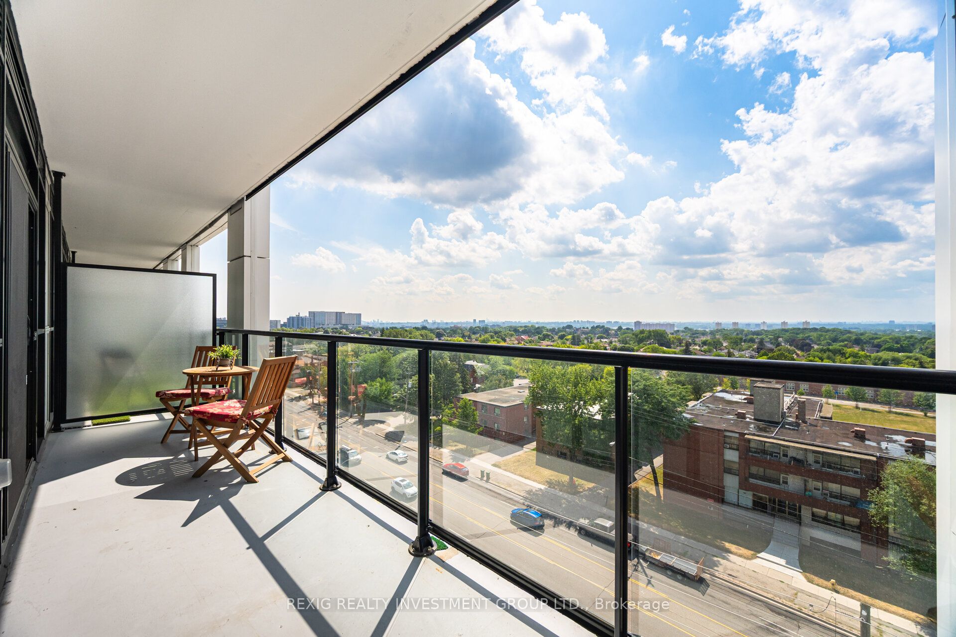 50 George Butchart Drive 723 Property Photo 20