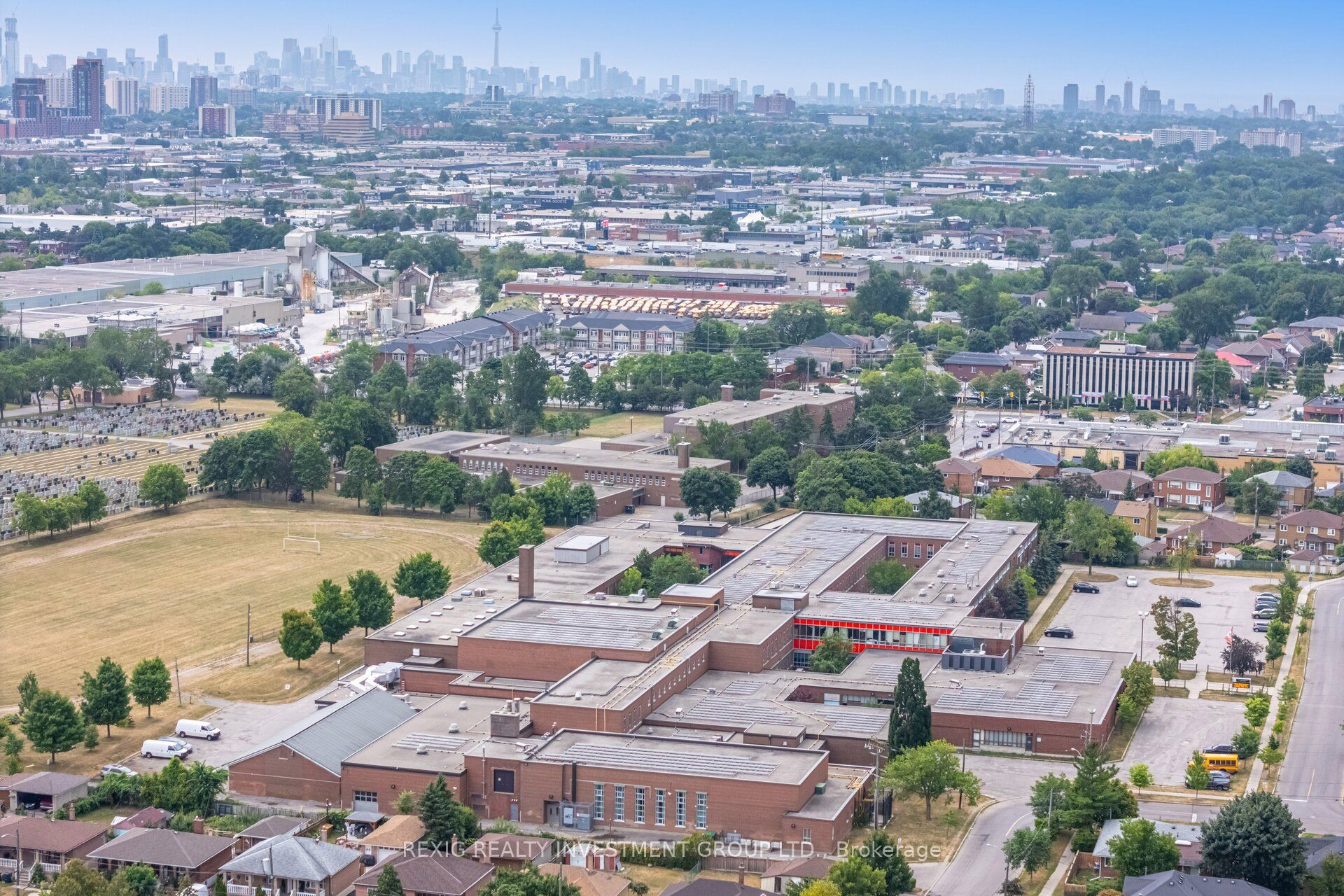 50 George Butchart Drive 723 Property Photo 32