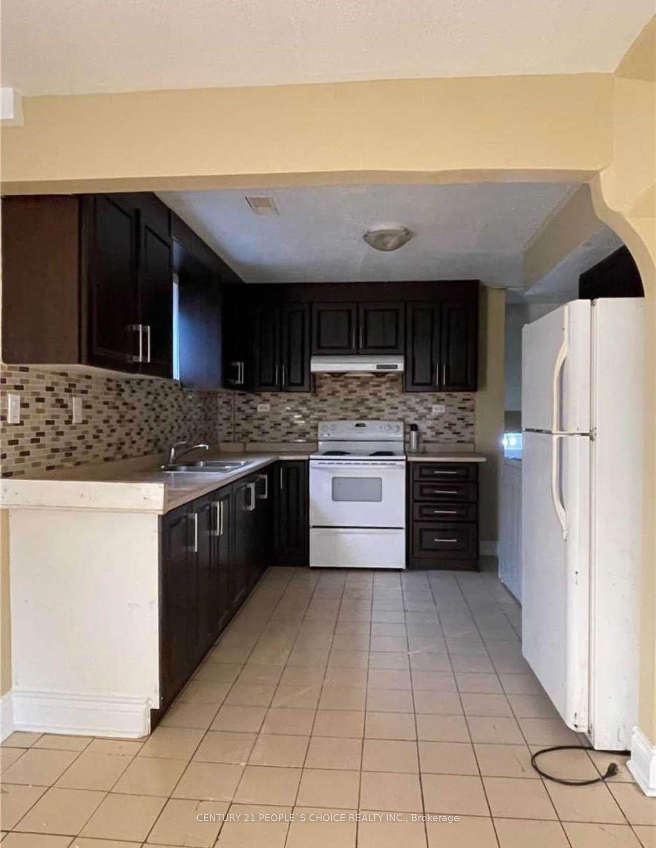 153 Morton Way Bsmt Property Photo 1