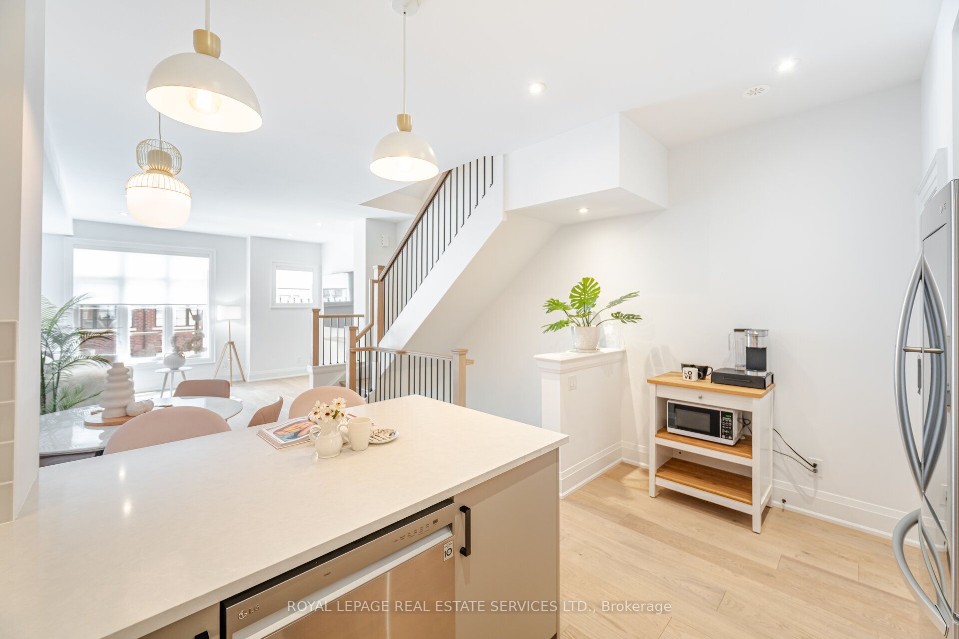 15 Lunar Crescent 78 Property Photo 8