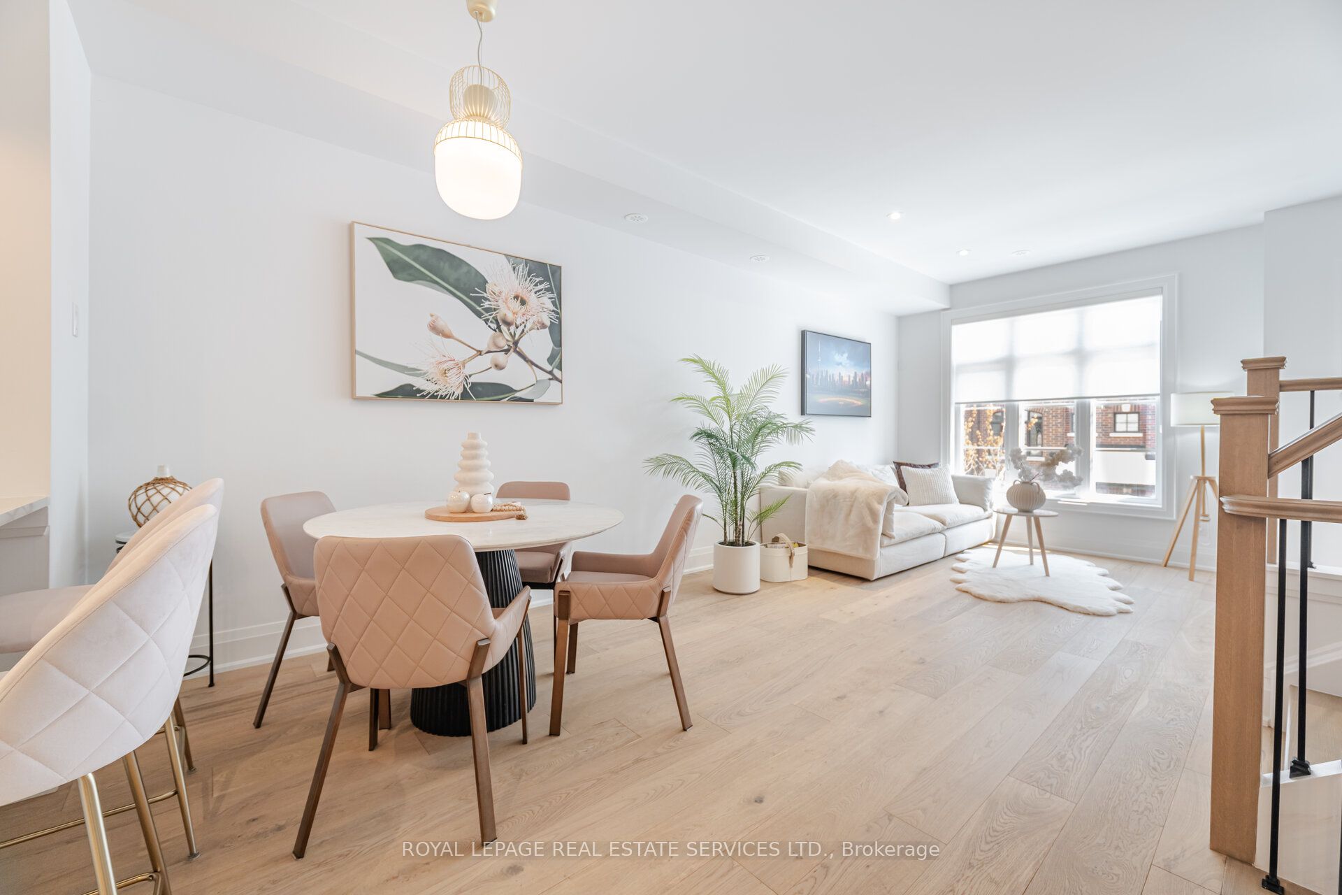 15 Lunar Crescent 78 Property Photo 9